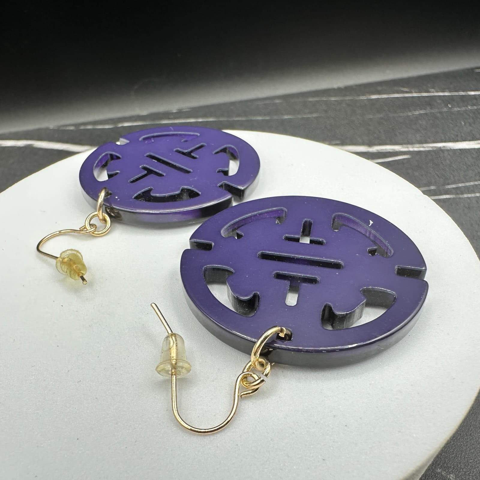 Vintage Lucite Plastic Drop Dangle Earrings Round Chinese Symbol Style Jewelry - Thumbnail 13