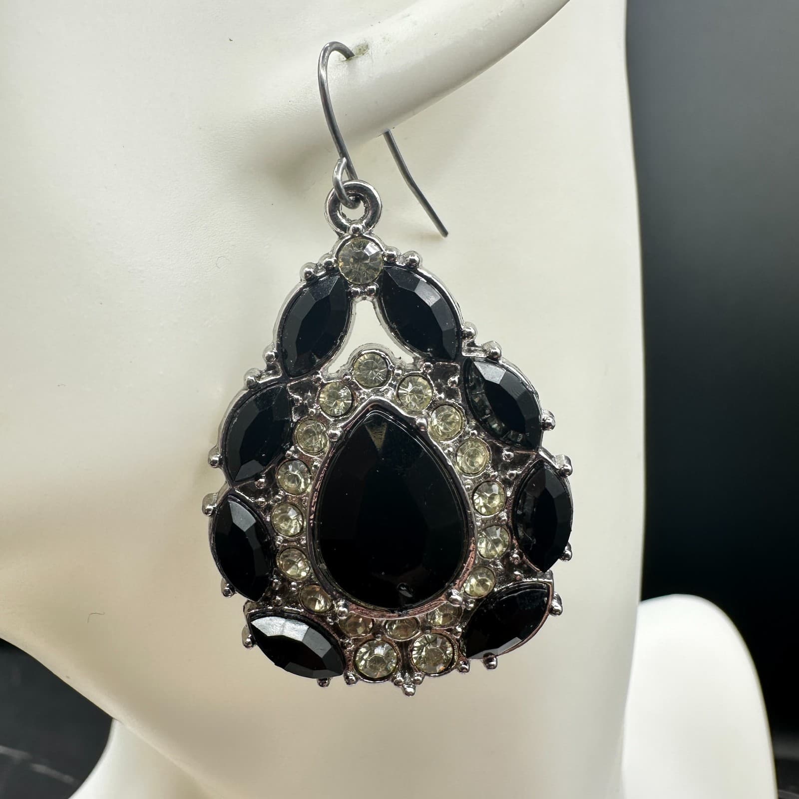 Black Teardrop Rhinestone Chandelier Earrings Silver Tone Glam Y2K - Thumbnail 4