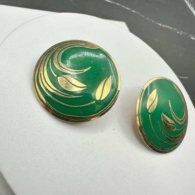 Vintage Green Enamel Round Earrings Gold Leaf Art Deco Style - Thumbnail 2