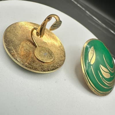 Vintage Green Enamel Round Earrings Gold Leaf Art Deco Style - Thumbnail 5