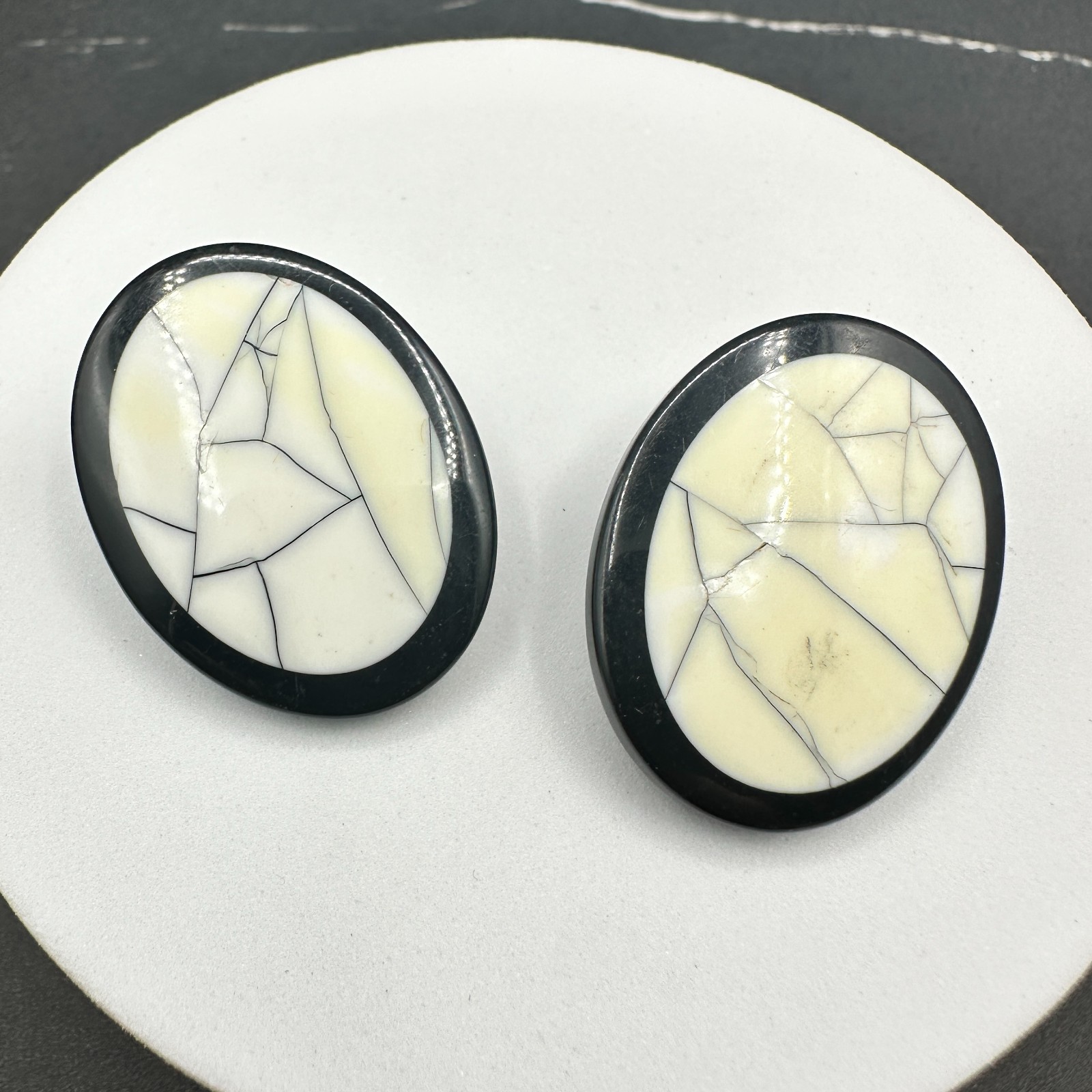Vintage Oval Faux Howlite Clip-On Earrings Black & Cream Statement