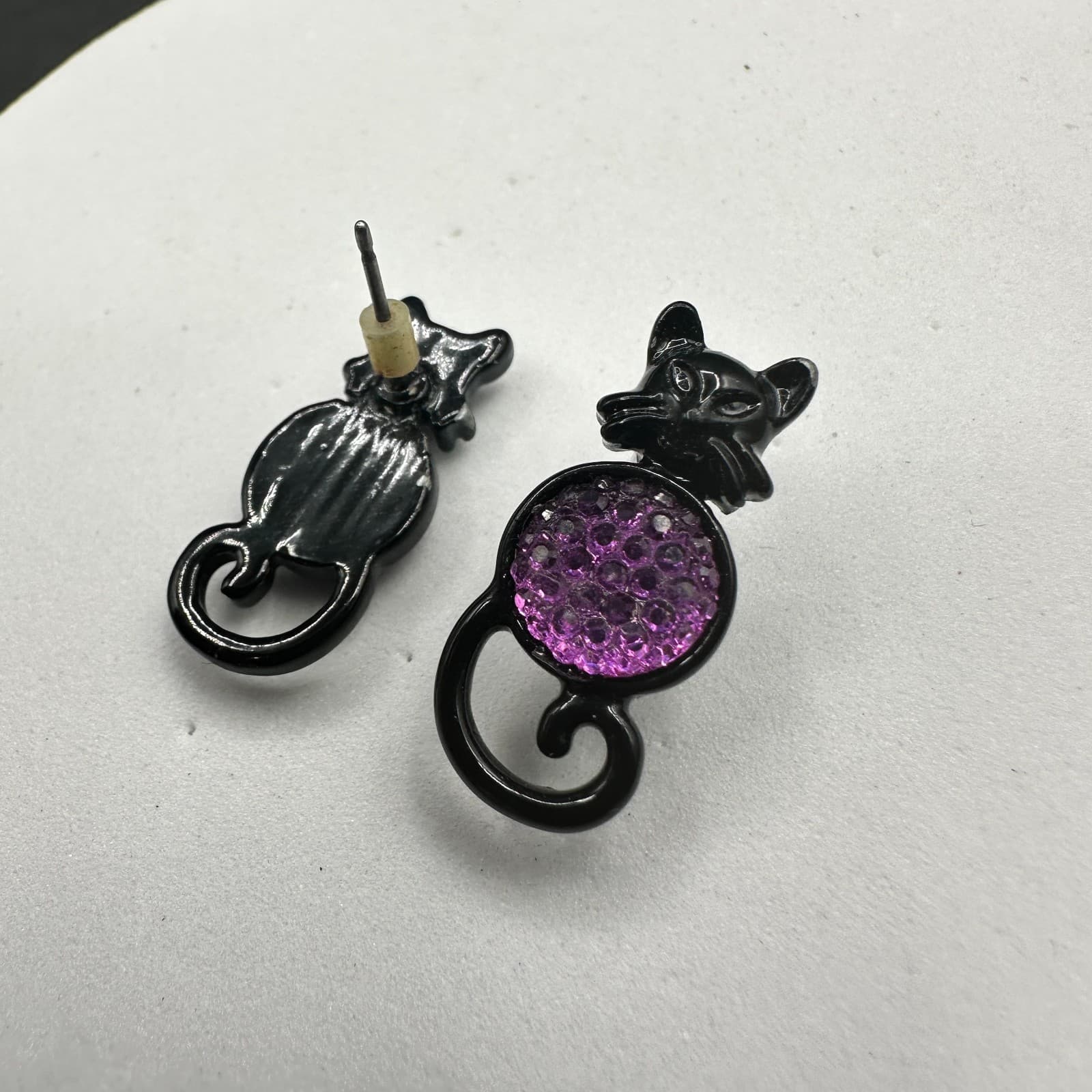 Vintage Black & Purple Rhinestone Cat Earrings Whimsical Halloween Style - Thumbnail 5