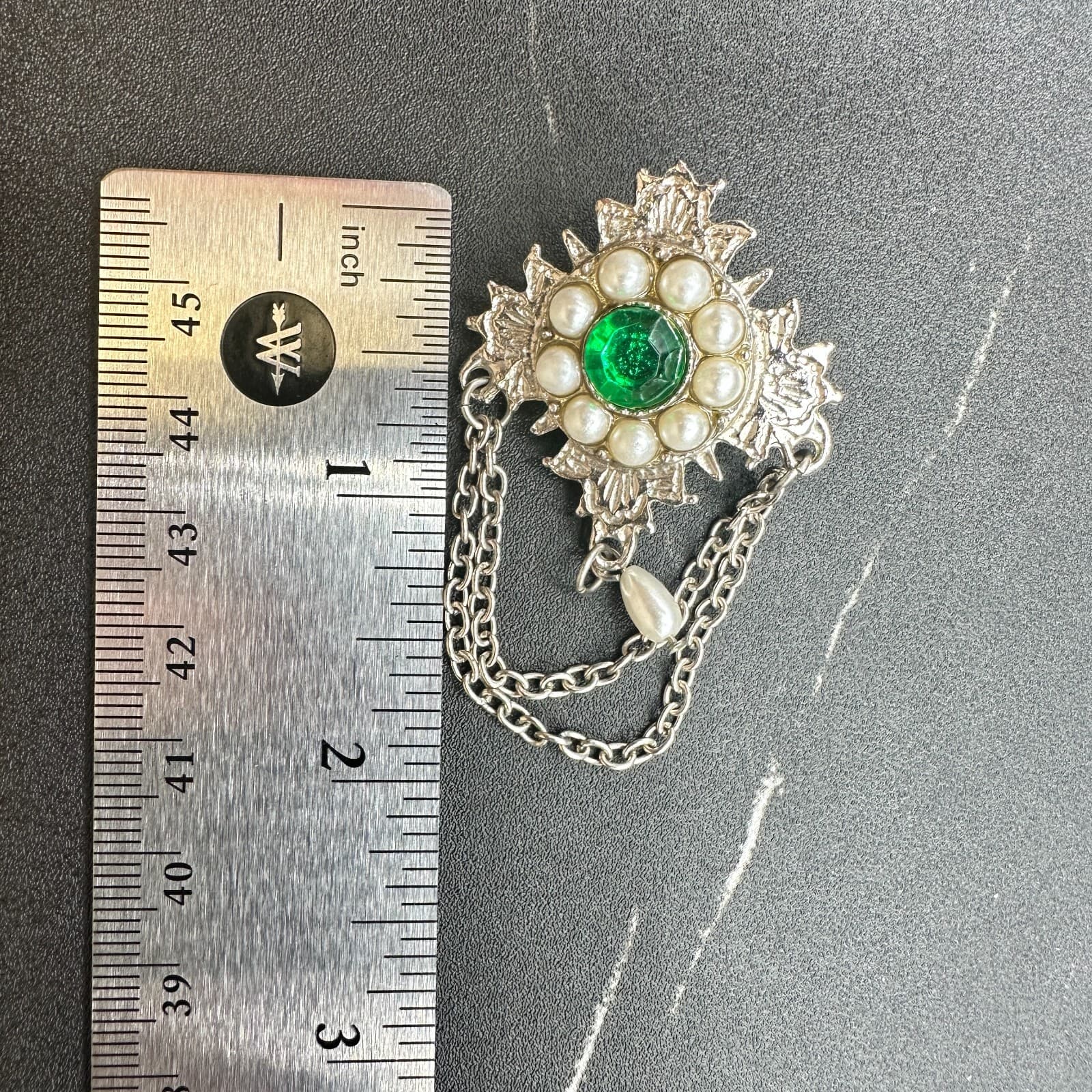 Vintage Pearl & Emerald-Colored Chain Drop Earrings Baroque Regal Statement - Thumbnail 7
