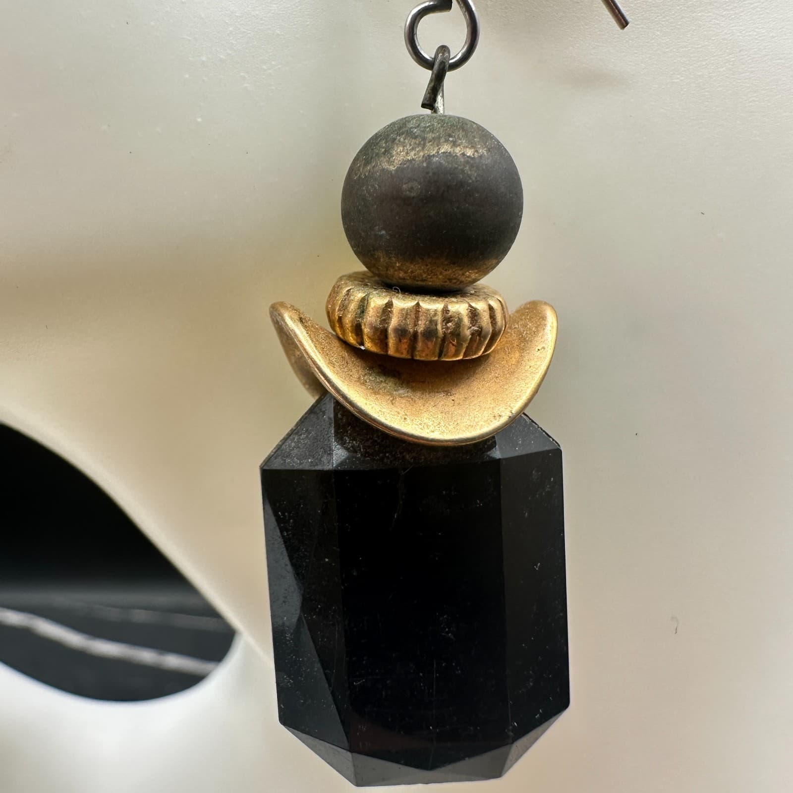 Vintage 90s Black Faceted Drop Earrings Gold Tribal-Inspired Boho Statement - Thumbnail 8
