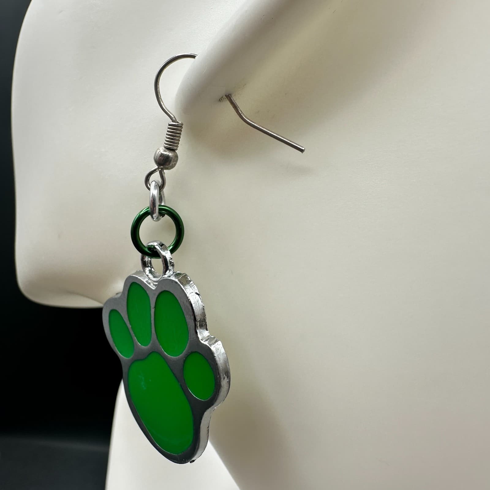 Green Paw Print Dangle Earrings Pet Lover Cute Casual Style - Thumbnail 4