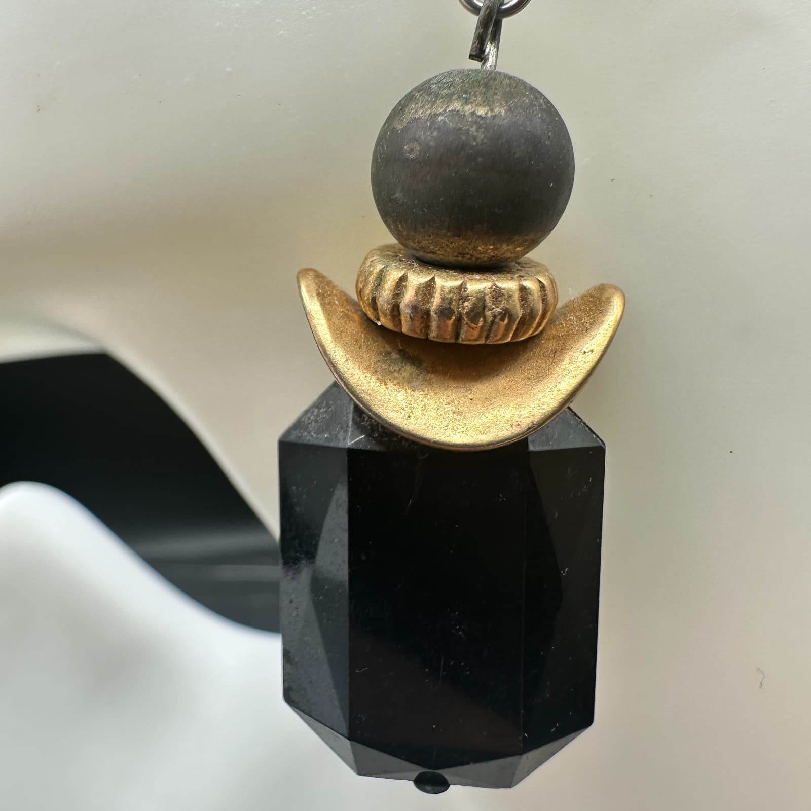 Vintage 90s Black Faceted Drop Earrings Gold Tribal-Inspired Boho Statement - Thumbnail 5