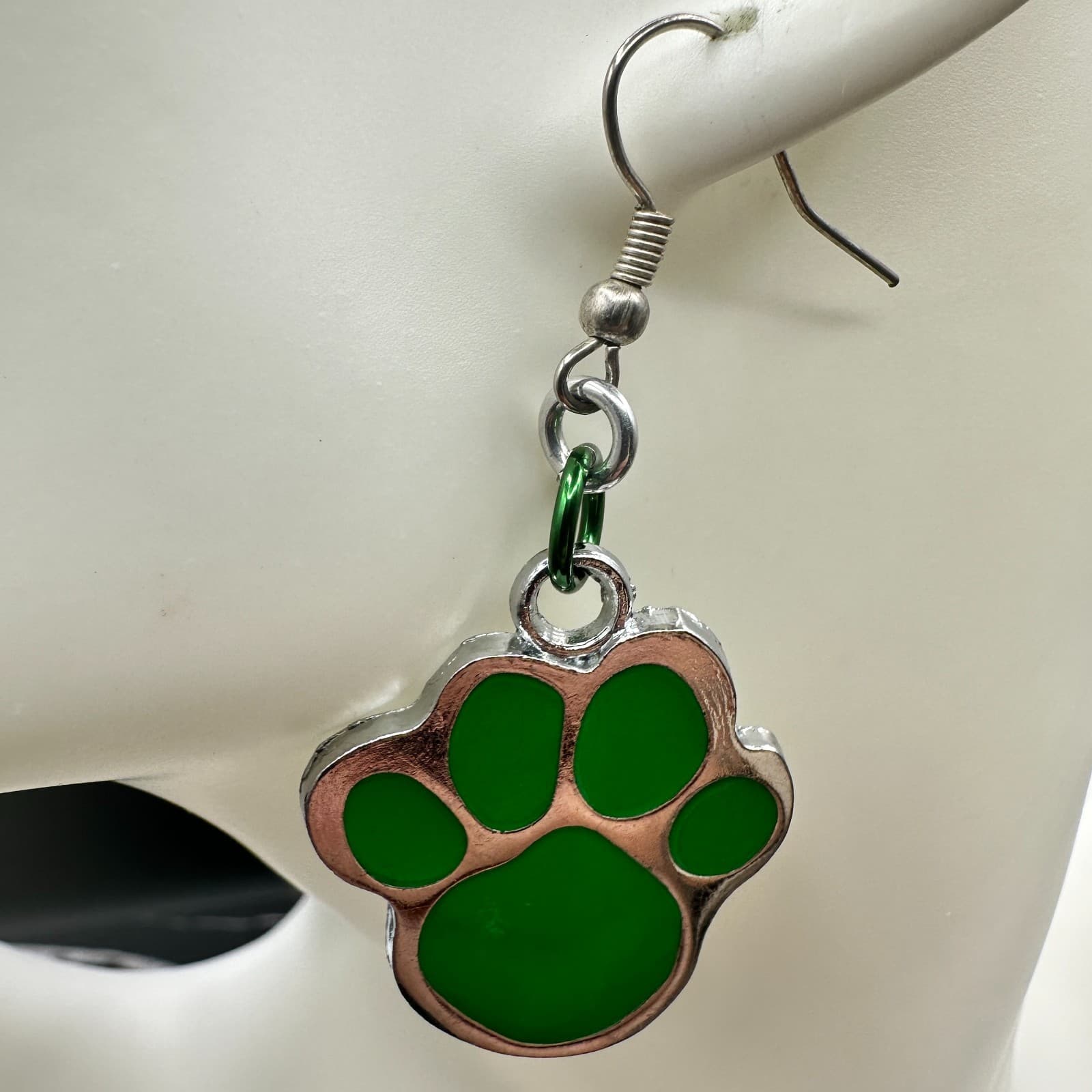 Green Paw Print Dangle Earrings Pet Lover Cute Casual Style - Thumbnail 2