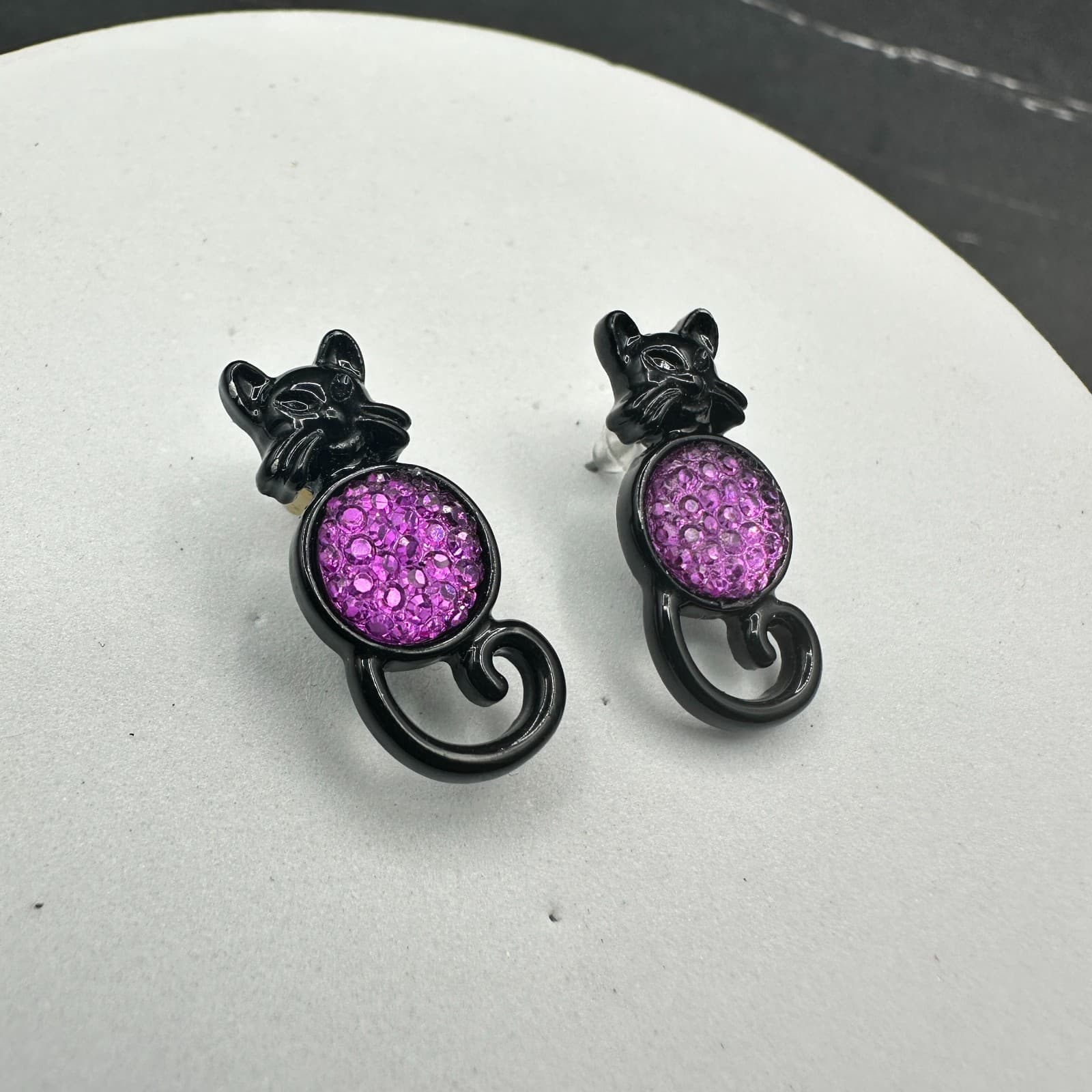 Vintage Black & Purple Rhinestone Cat Earrings Whimsical Halloween Style - Thumbnail 2