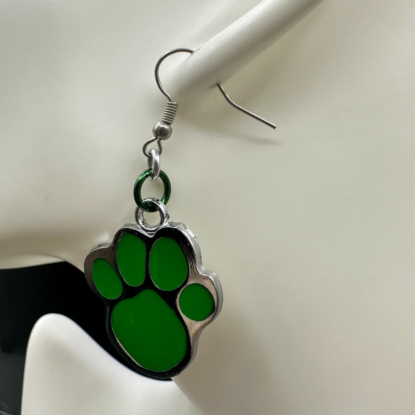 Green Paw Print Dangle Earrings Pet Lover Cute Casual Style - Thumbnail 3