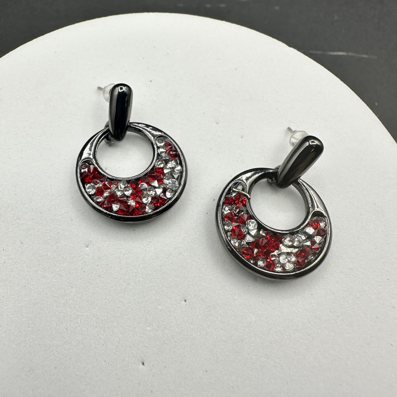 Vintage Red & Clear Rhinestone Open-Hoop Dangle Earrings - Thumbnail 8