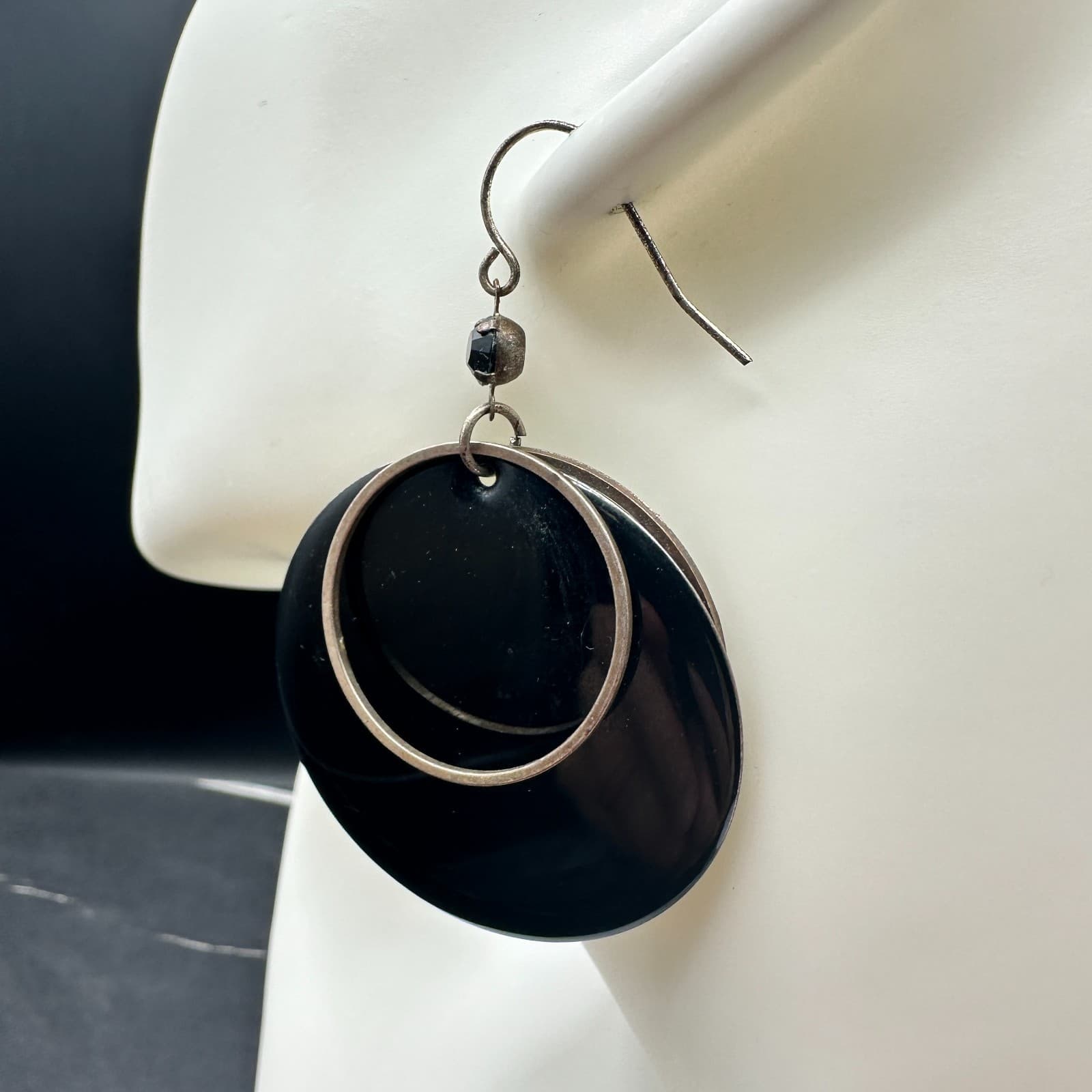 Vintage Black Resin & Silver Tone Double Circle Dangle Earrings - Thumbnail 4