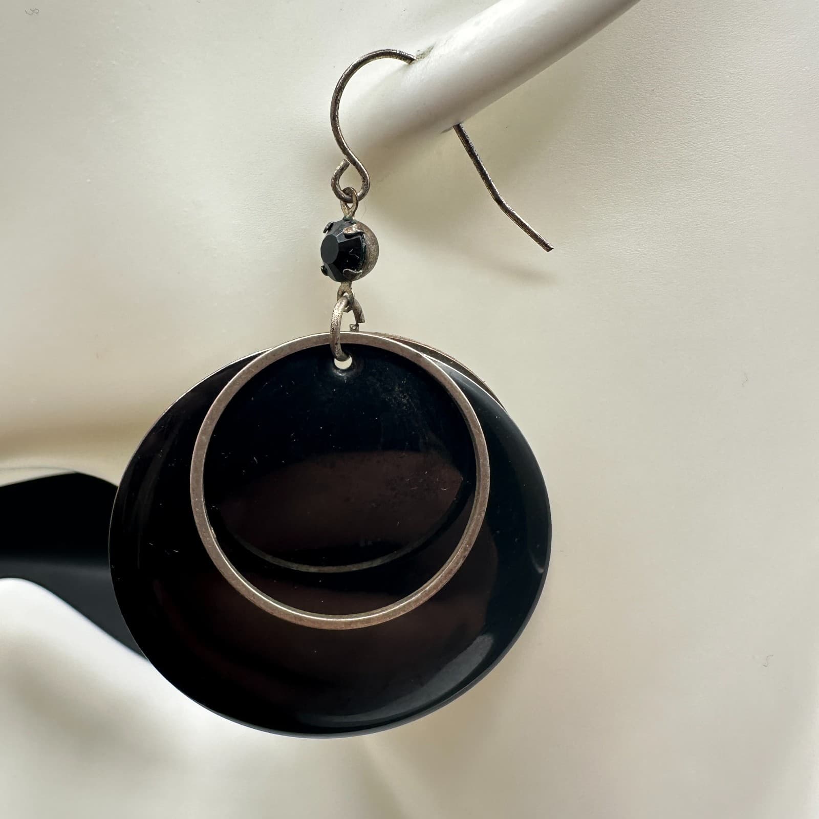 Vintage Black Resin & Silver Tone Double Circle Dangle Earrings - Thumbnail 2