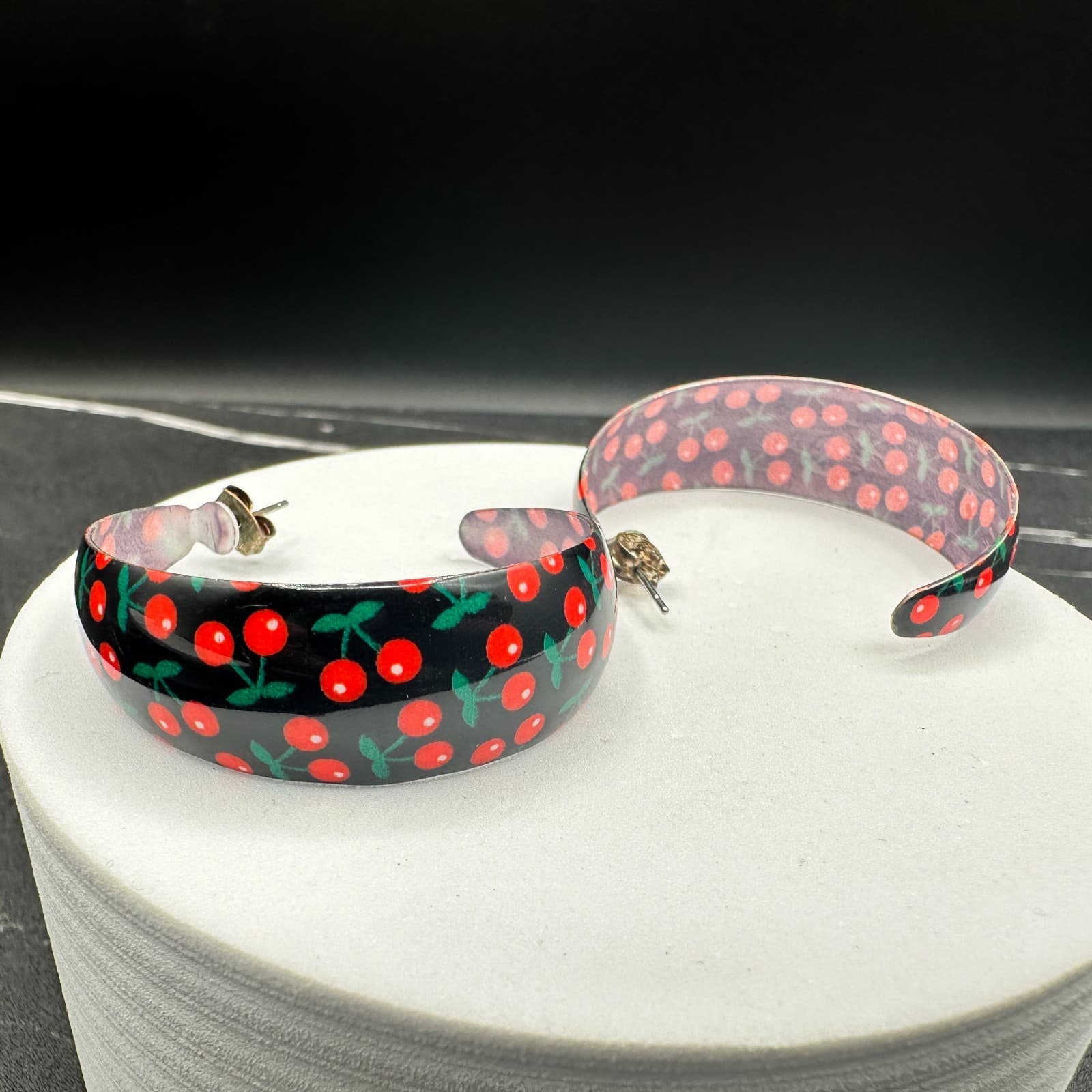 Vintage Acrylic Hoop Earrings Women Large Black Red Cherry Pattern Fruit Retro - Thumbnail 4