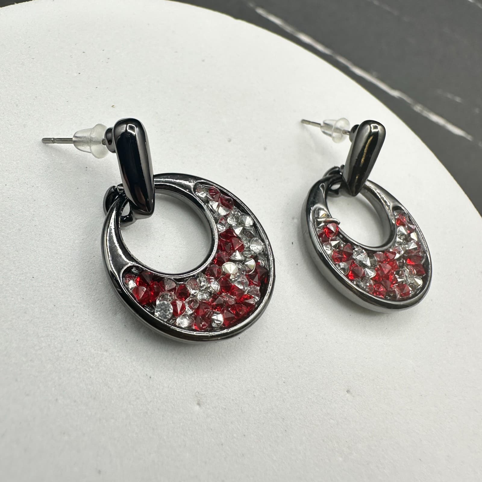 Vintage Red & Clear Rhinestone Open-Hoop Dangle Earrings - Thumbnail 7
