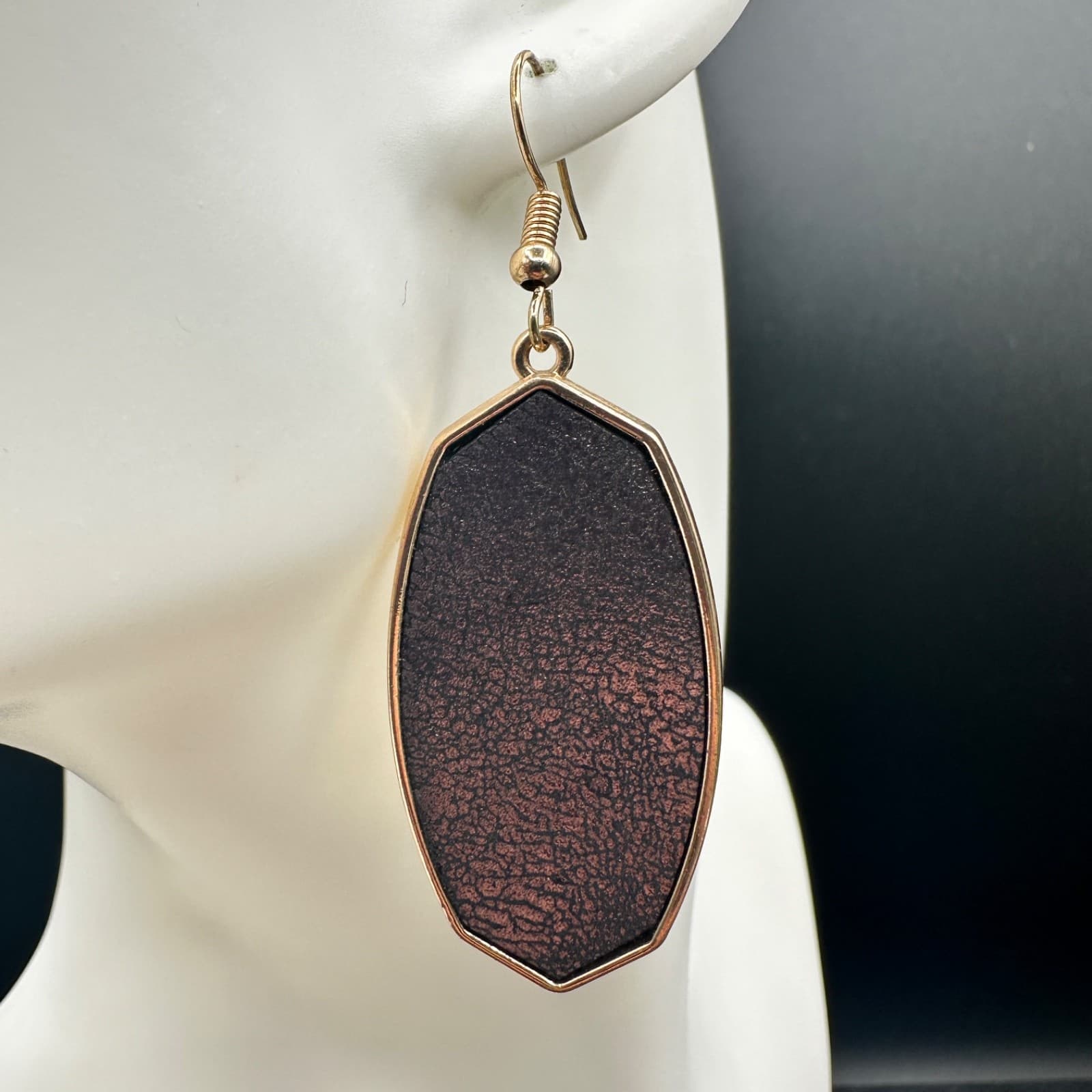 Gold Tone Textured Black Oval Drop Earrings Lightweight Dangle Fashion Jewelry - Thumbnail 6