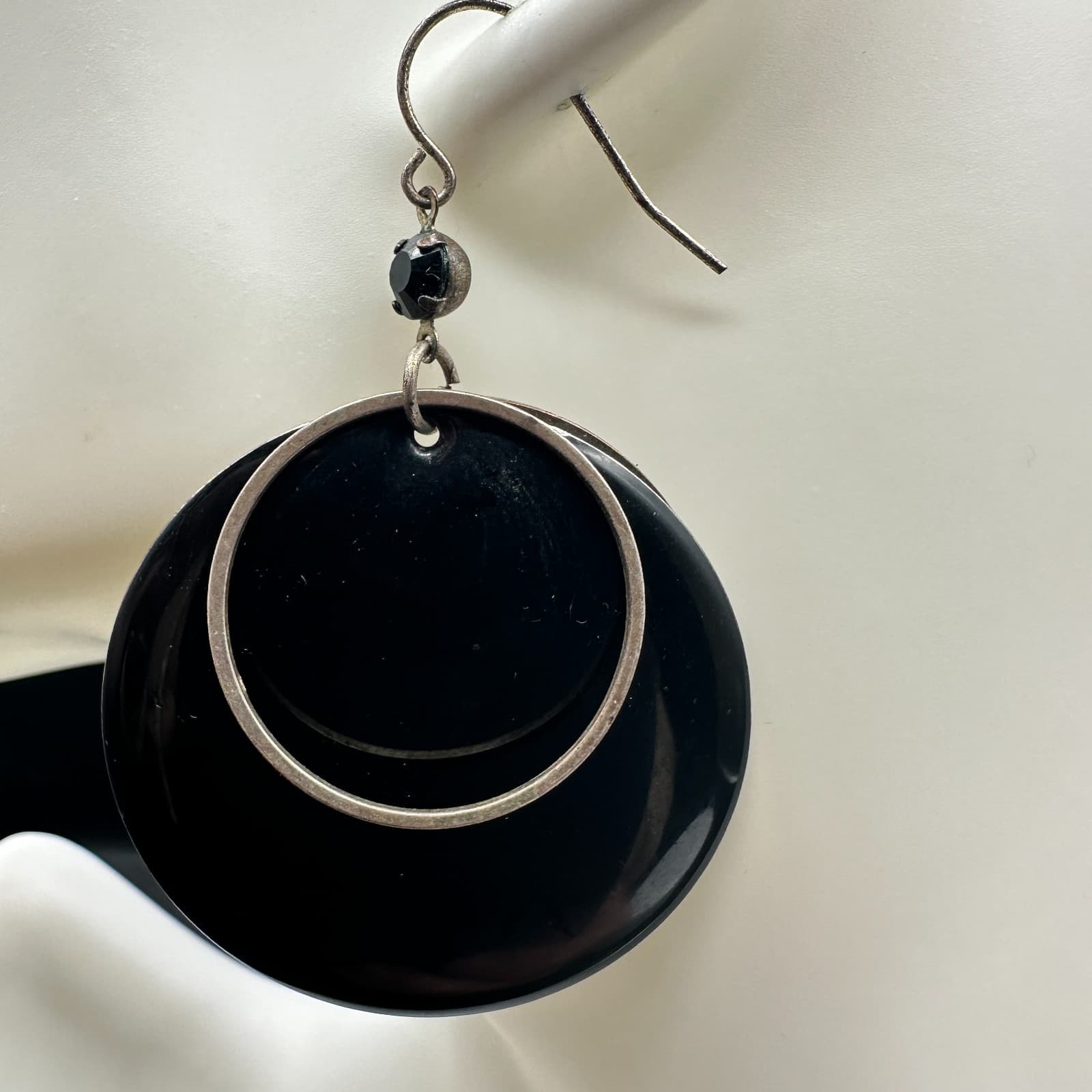 Vintage Black Resin & Silver Tone Double Circle Dangle Earrings - Thumbnail 3