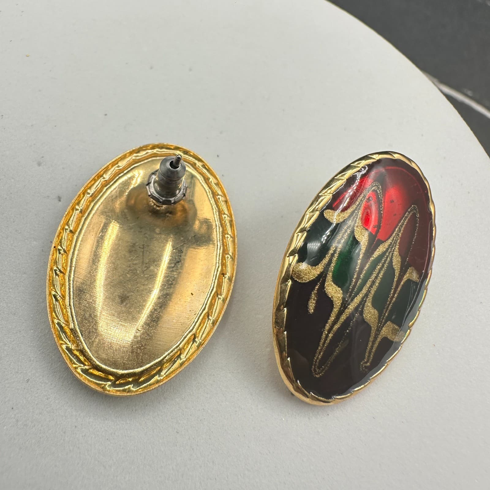 Vintage Multicolor Enamel Oval Clip-On Earrings Gold Tone Abstract - Thumbnail 7