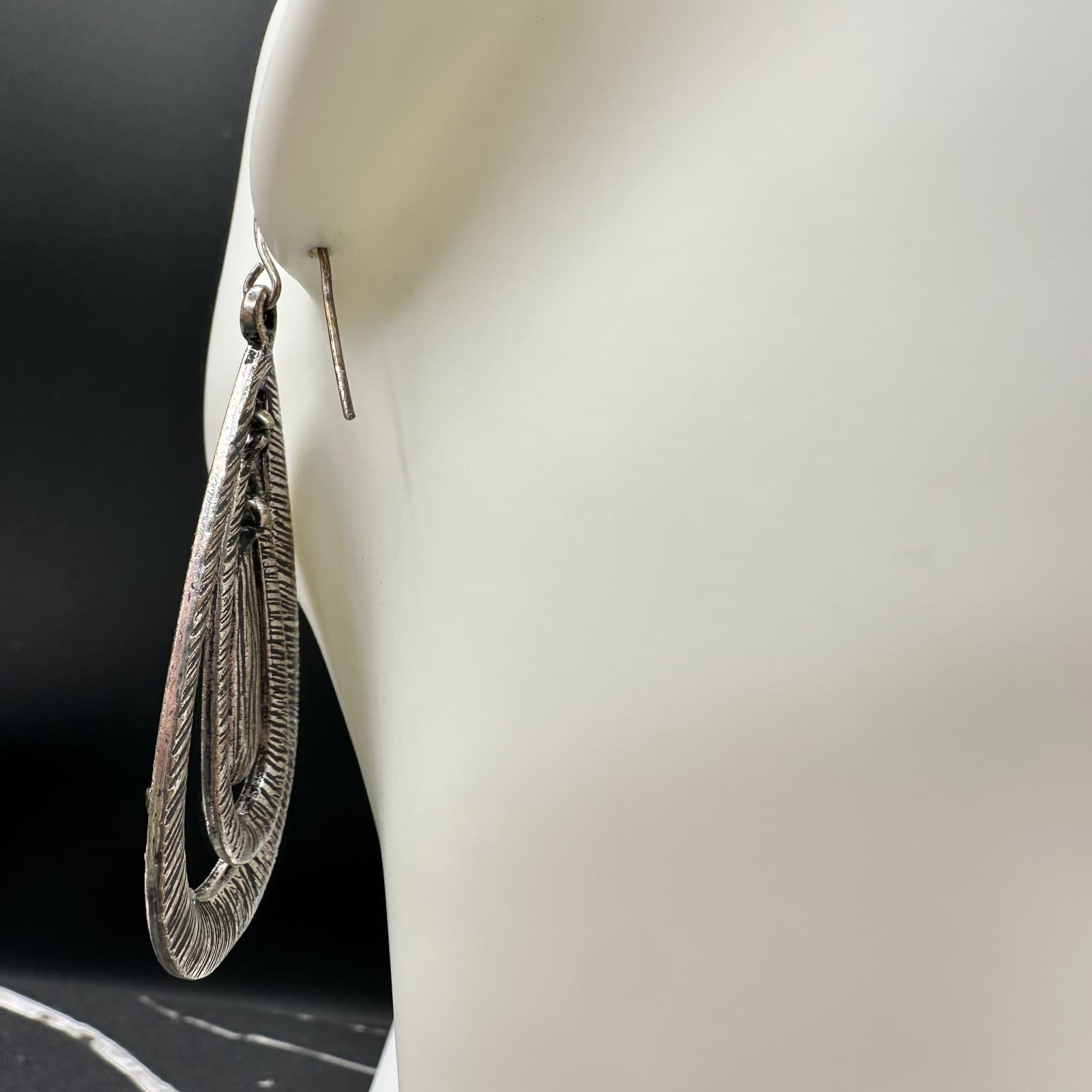 Vtg Silver Tone Teardrop Dangle Earrings Black Rhinestones Statement Jewelry - Thumbnail 6