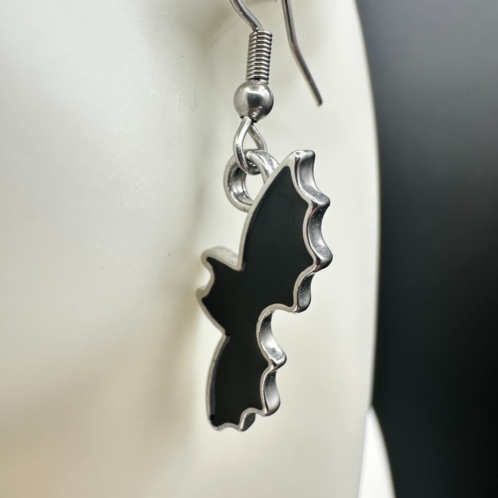 Vintage Black Enamel Bat Dangle Earrings Silver Tone Halloween Style - Thumbnail 4