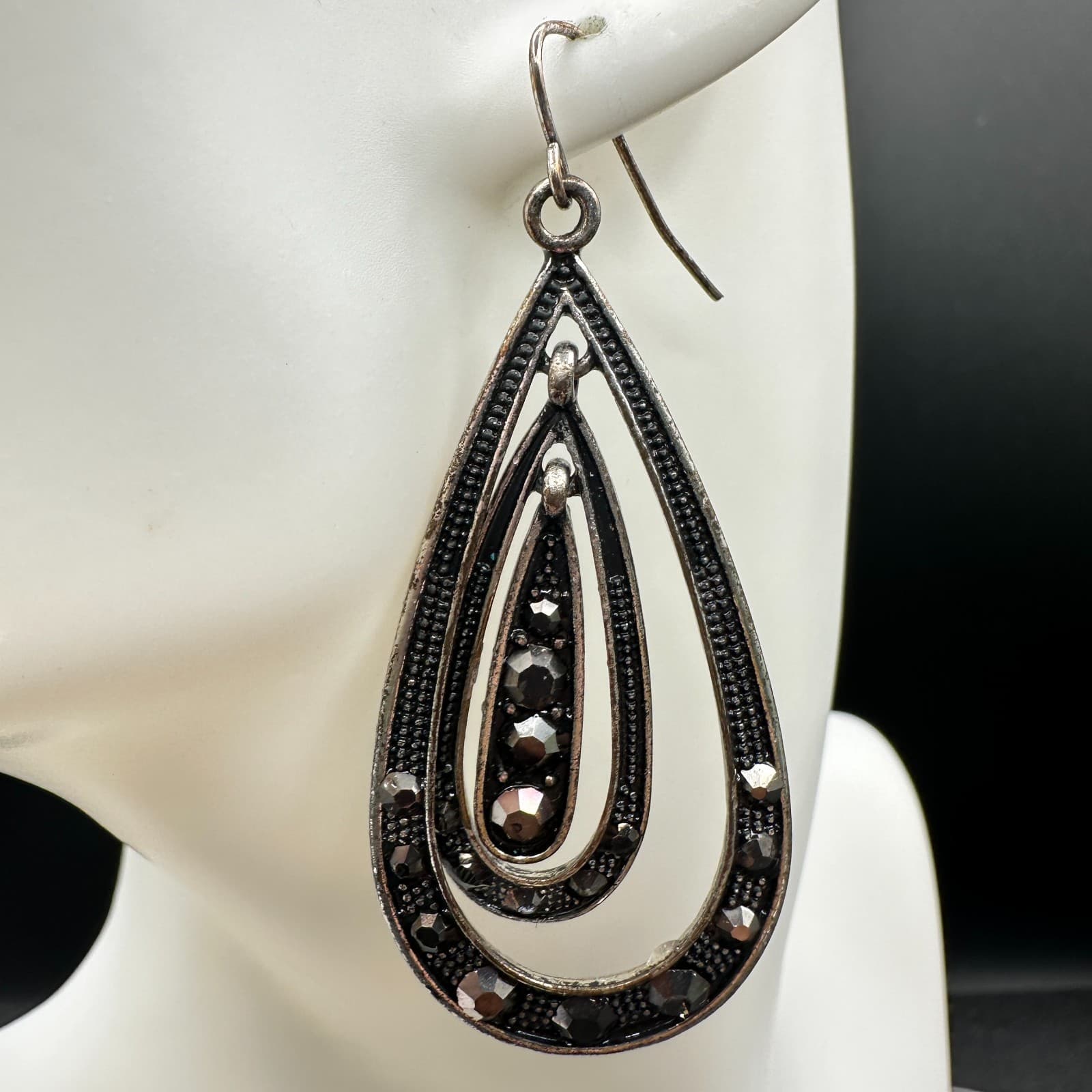 Vtg Silver Tone Teardrop Dangle Earrings Black Rhinestones Statement Jewelry - Thumbnail 2