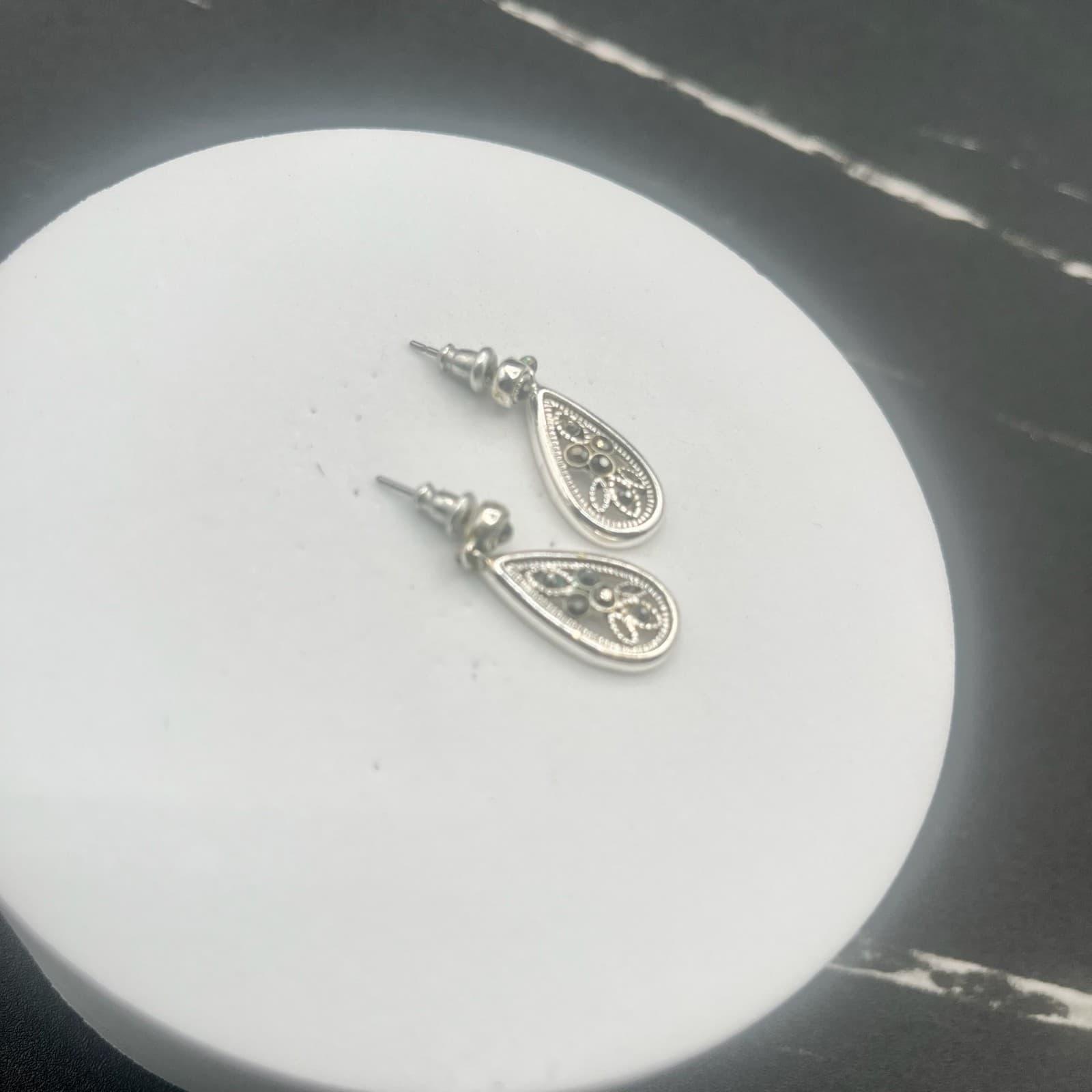 Vintage Teardrop Dangle Earrings Silver Tone Black Rhinestone Women's Jewellery - Thumbnail 9