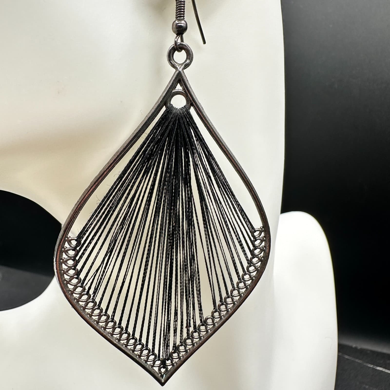 VTG Boho Teardrop String Art Dangle Earrings Women Black Thread Silver Tone - Thumbnail 9