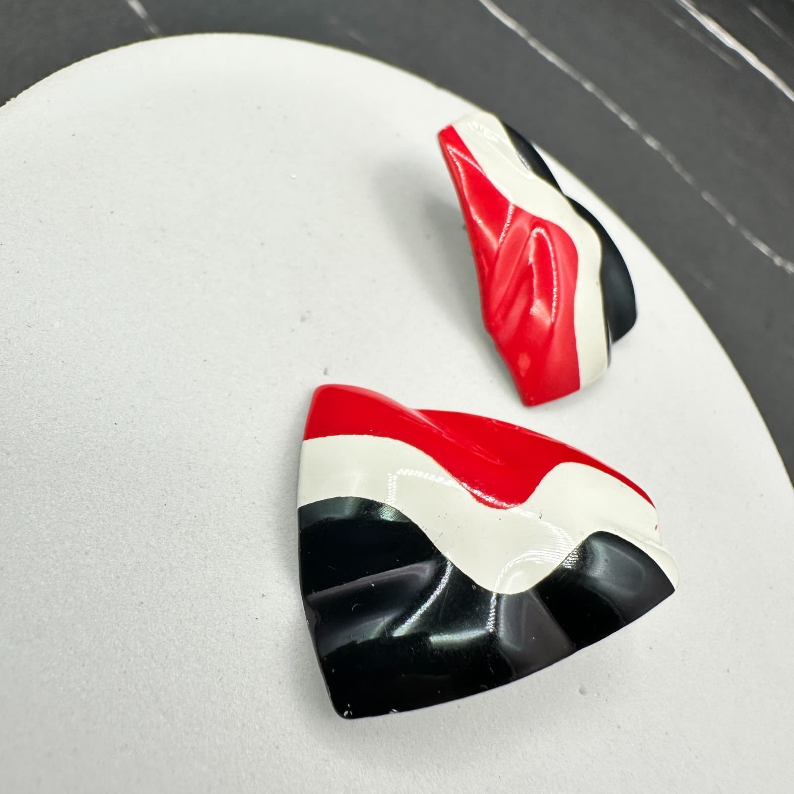 Red Black White Modern Wave Stud Earrings 80s Acrylic Statement - Thumbnail 5