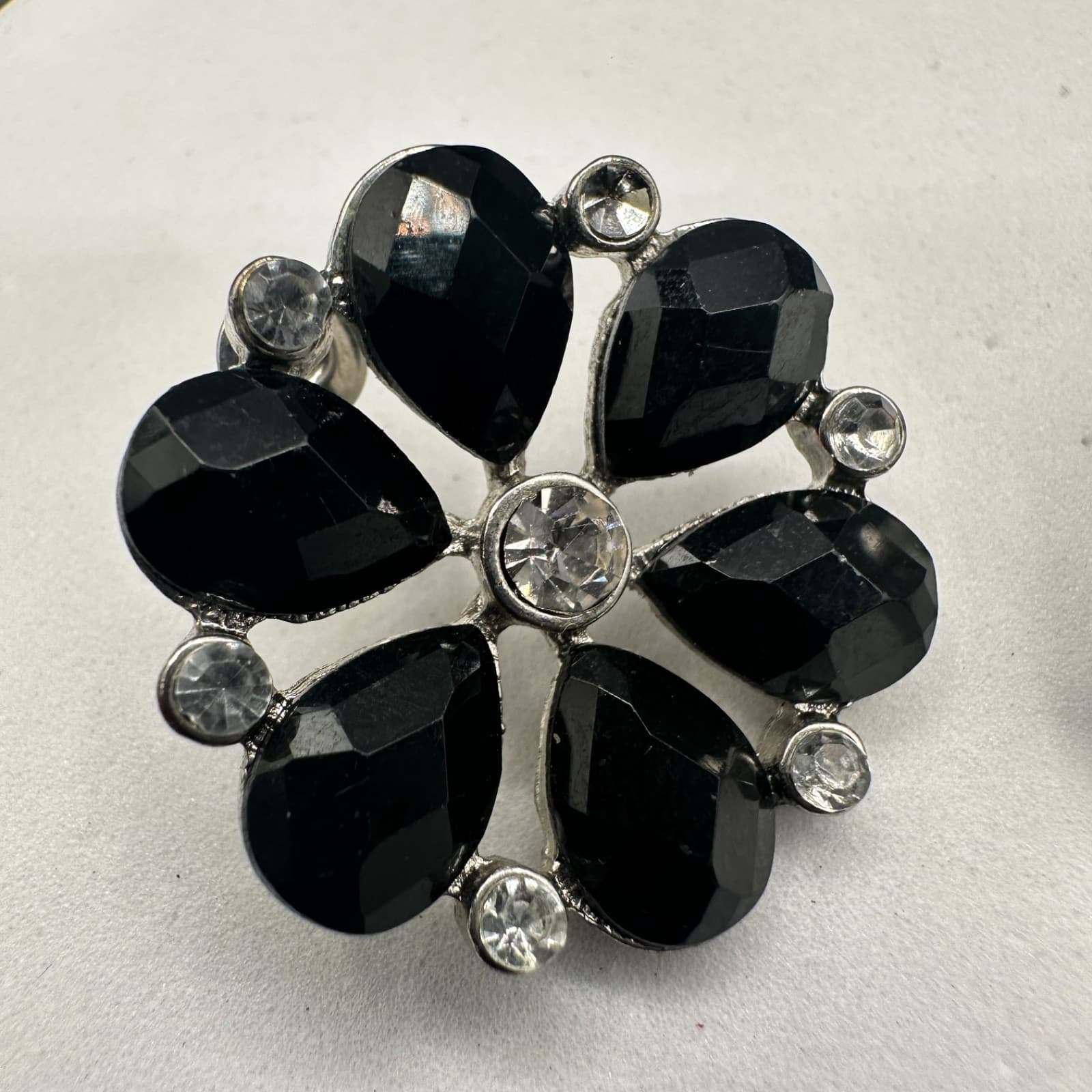 VTG Black Crystal Rhinestone Flower Stud Earrings Silver Tone Statement Jewelry - Thumbnail 7