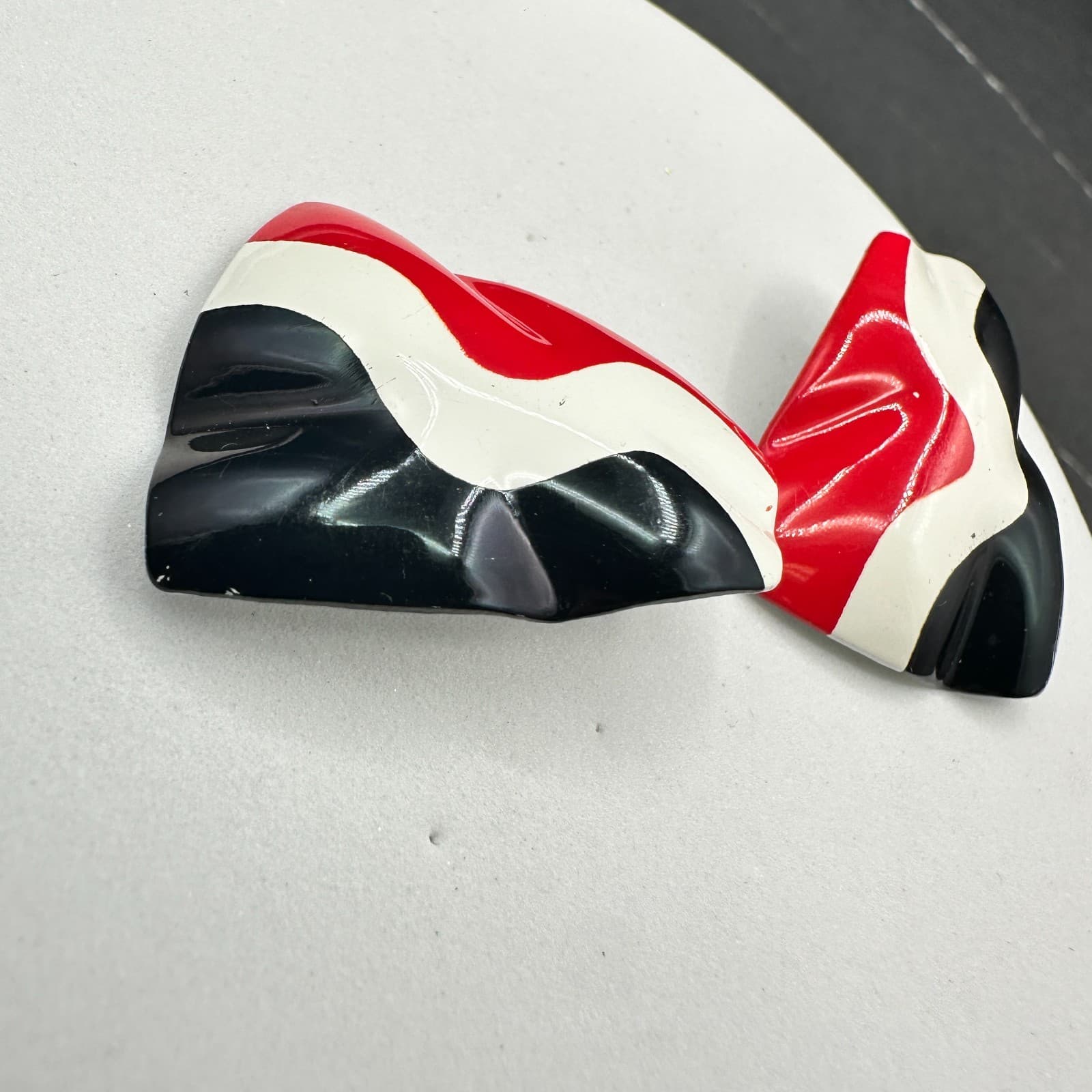 Red Black White Modern Wave Stud Earrings 80s Acrylic Statement - Thumbnail 4