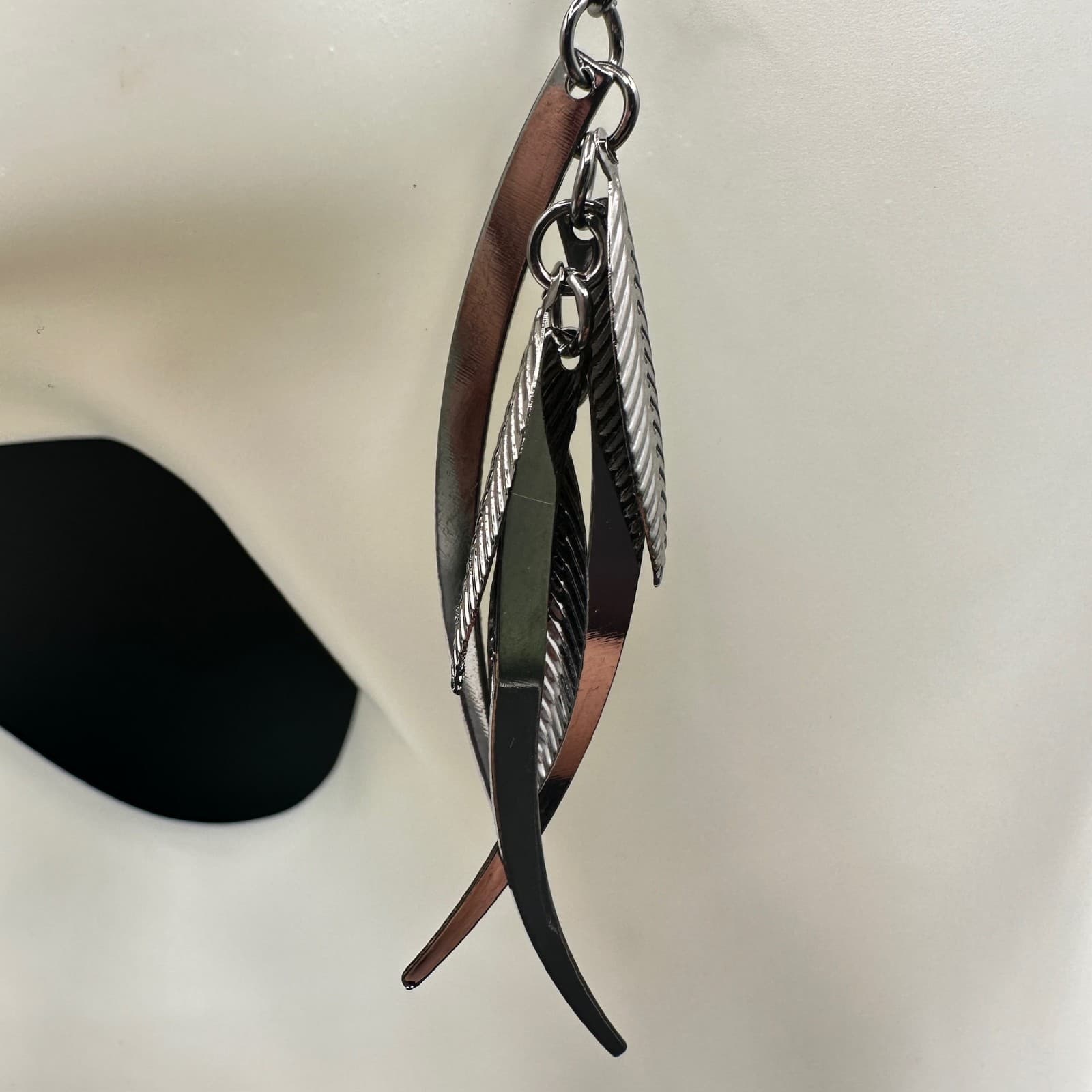 Vintage Dangle Earrings Silver-Tone Metal Leaf & Blade Women's Jewellery 3" - Thumbnail 5