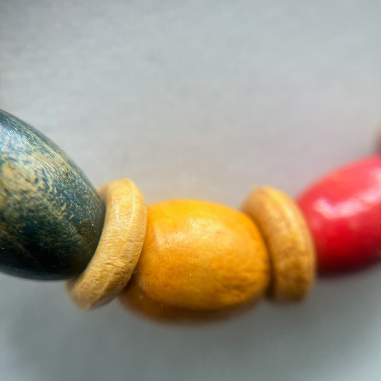 Vintage 90s Chunky Painted Wood Bead Necklace Statement Jewelry Barrel Hippie - Thumbnail 7