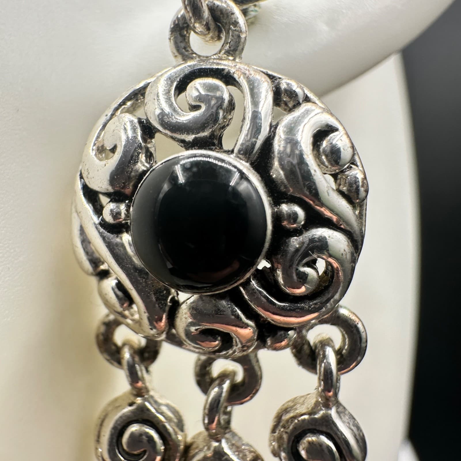 Avon VTG Silver Tone Filigree Dangle Earrings Black Beads Boho Statement Jewelry - Thumbnail 7
