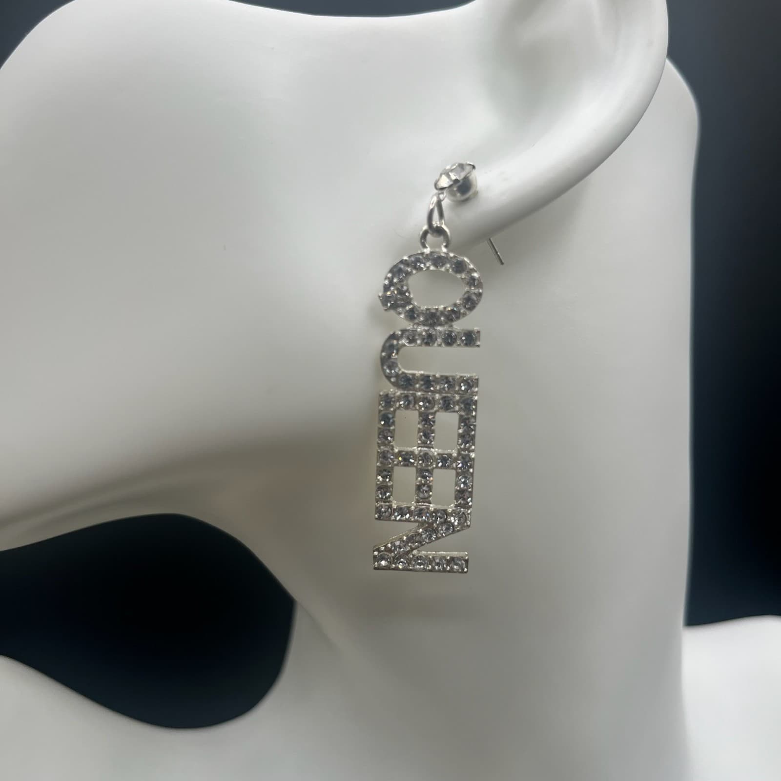 Vintage QUEEN Dangle Drop Earrings Silver-Tone Rhinestone Women's Jewellery 2" - Thumbnail 4