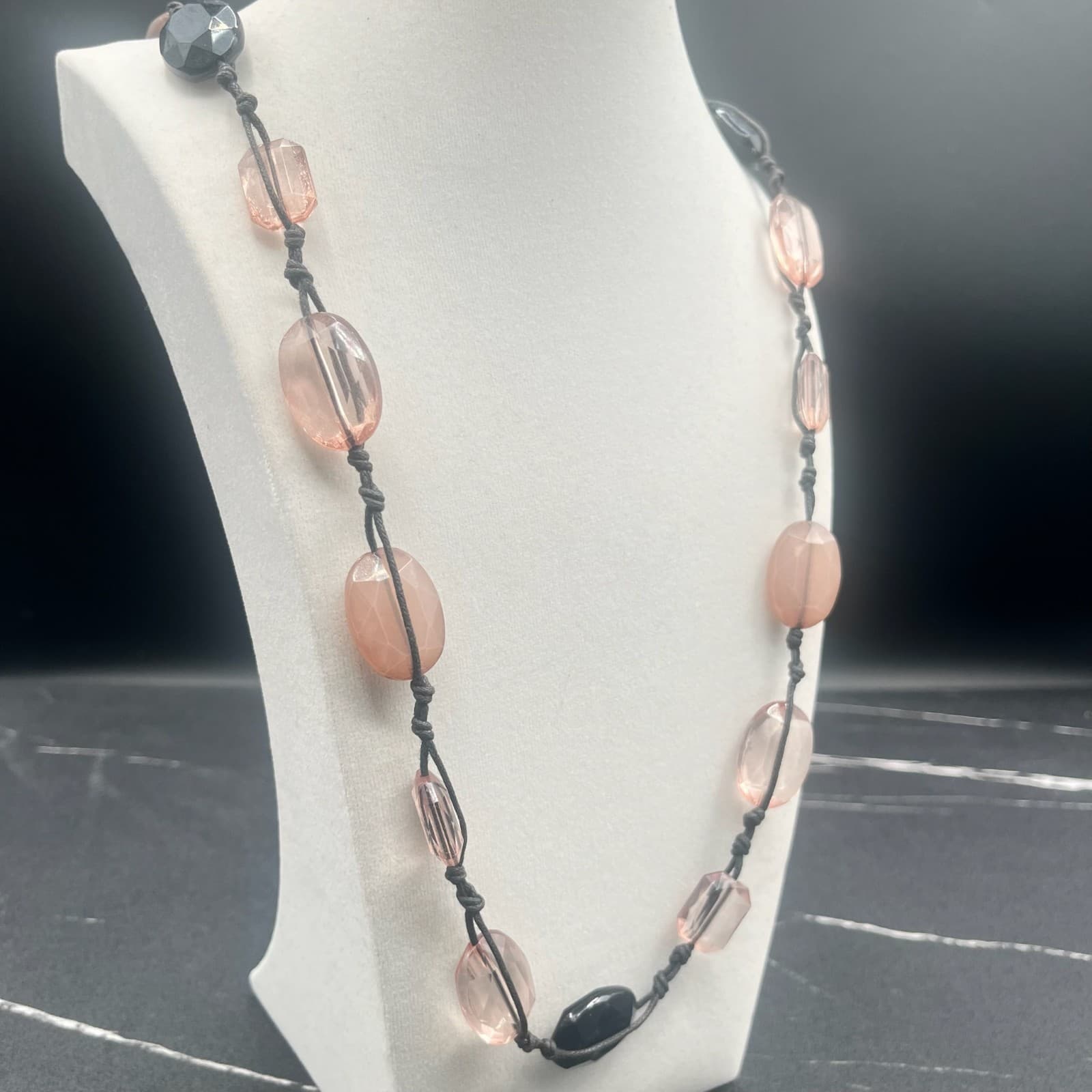 Vintage 90s Black Cord Necklace Pink Oval Faceted Glass Beads Knotted Jewellery - Thumbnail 3