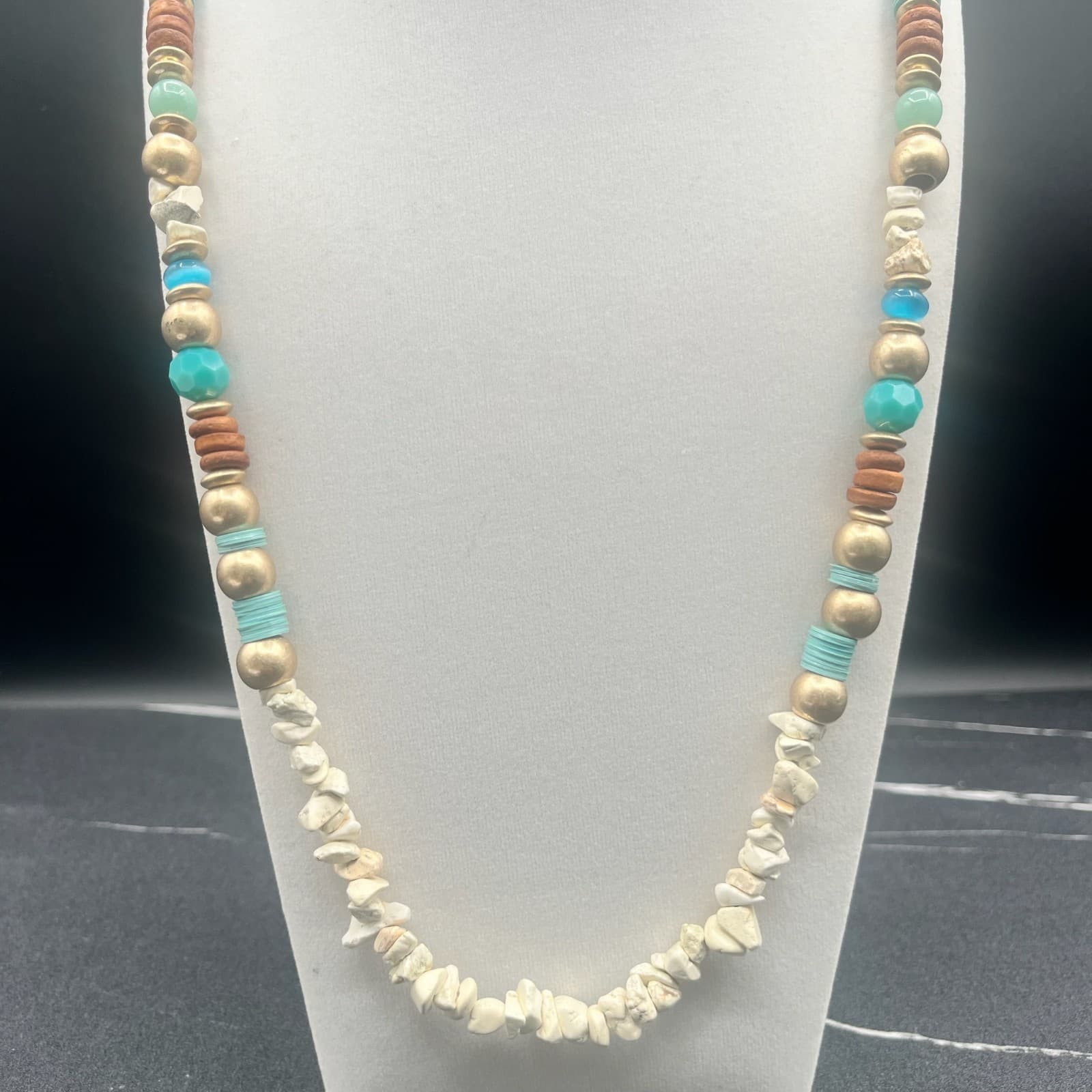 Vintage 80s Boho Southwestern Necklace White Jasper Chips Turquoise Glass Beads - Thumbnail 2