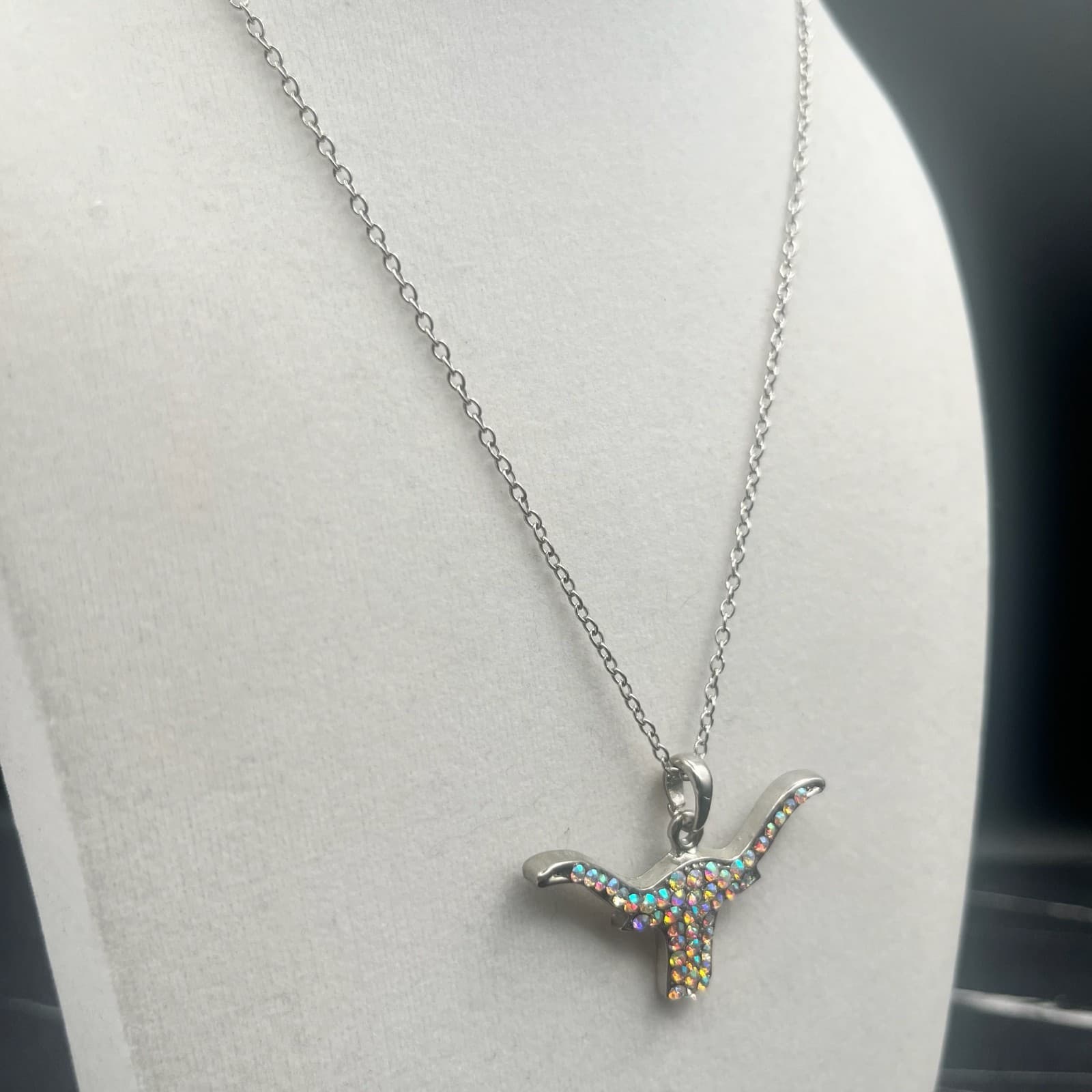 Vintage Rhinestone Longhorn Pendant Necklace Silver Tone Bull Head Jewellery - Thumbnail 4