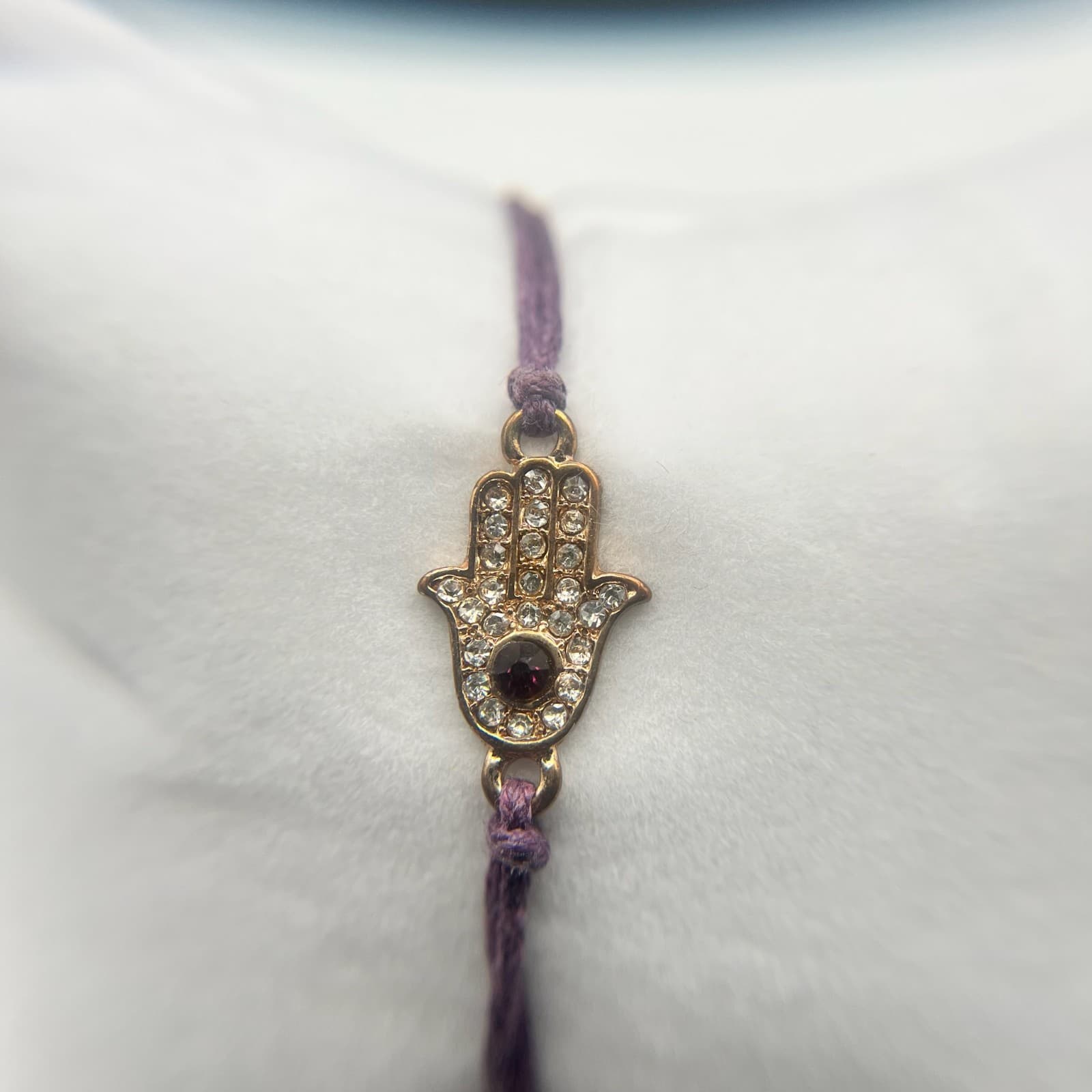 Vintage Hamsa Hand Charm Bracelet Gold Tone Rhinestones Purple Cord Macrame - Thumbnail 2