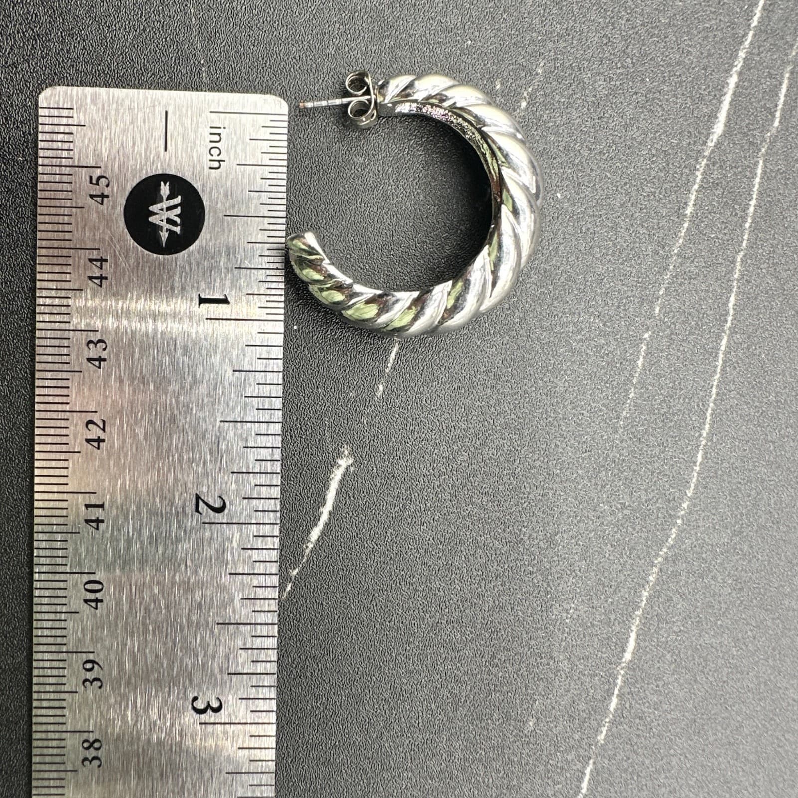 Vintage Y2K Twisted Hoop Earrings Silver Tone Wide Croissant Women's jewellery - Thumbnail 8