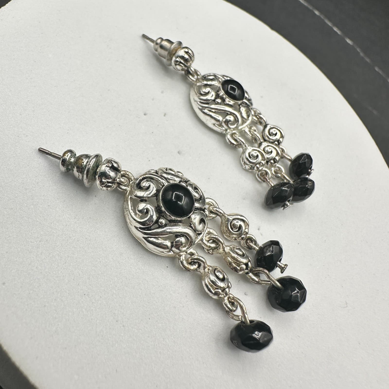 Avon VTG Silver Tone Filigree Dangle Earrings Black Beads Boho Statement Jewelry - Thumbnail 6