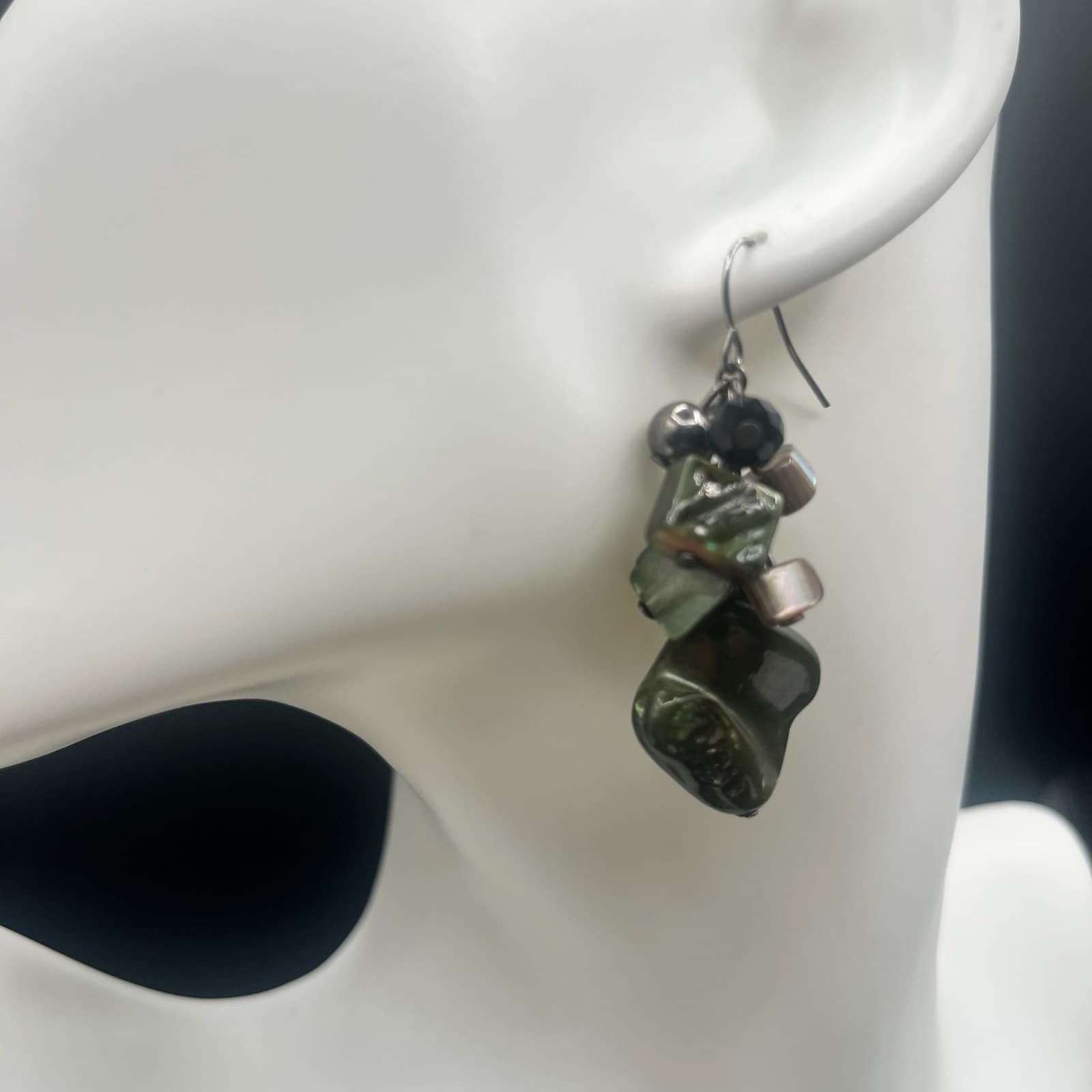 Vintage Dyed Shell Cluster Dangle Earrings Green Iridescent Boho Statement - Thumbnail 3