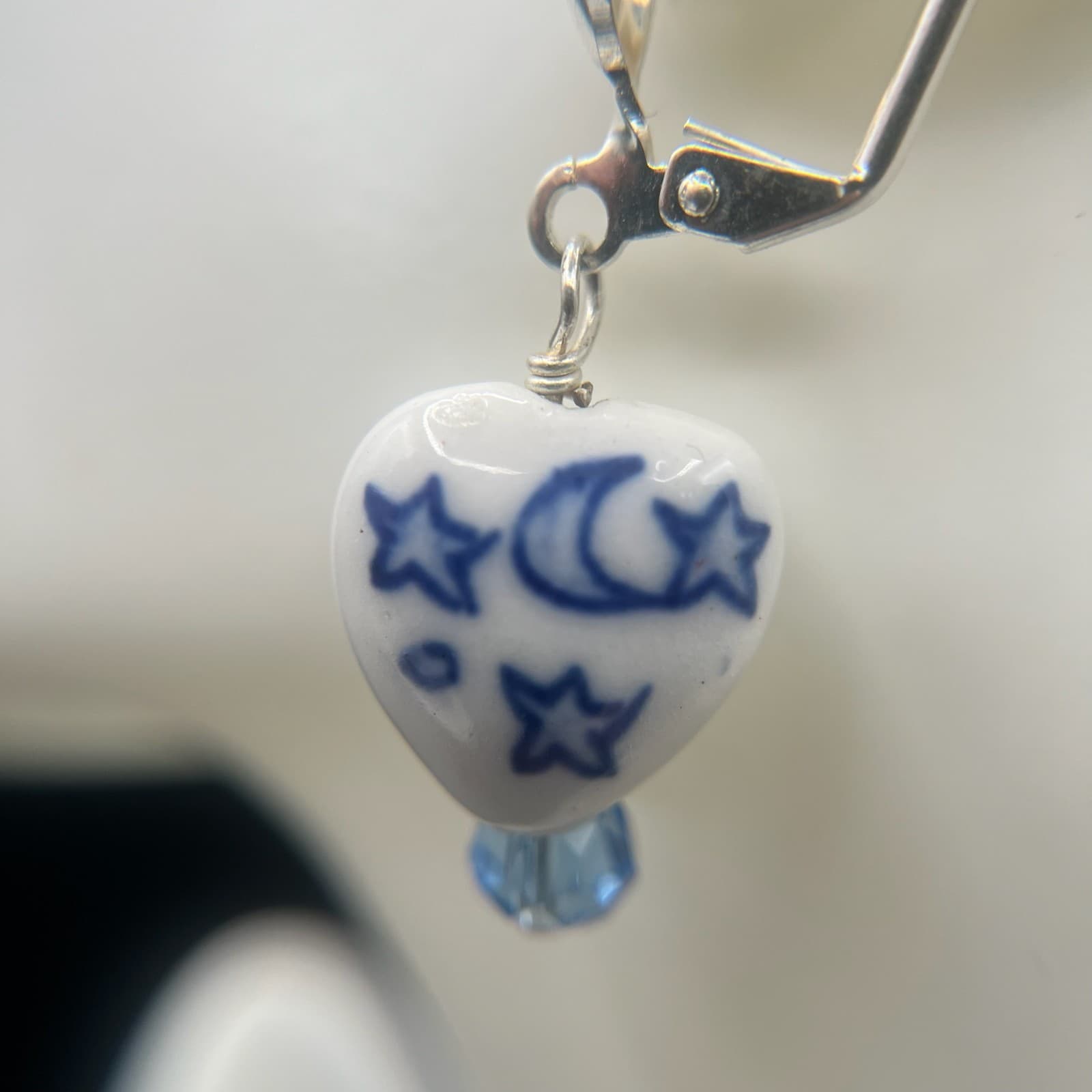 Vintage 90s Dangle Earrings Porcelain Heart Moon Stars Drop Women's Jewelry - Thumbnail 2