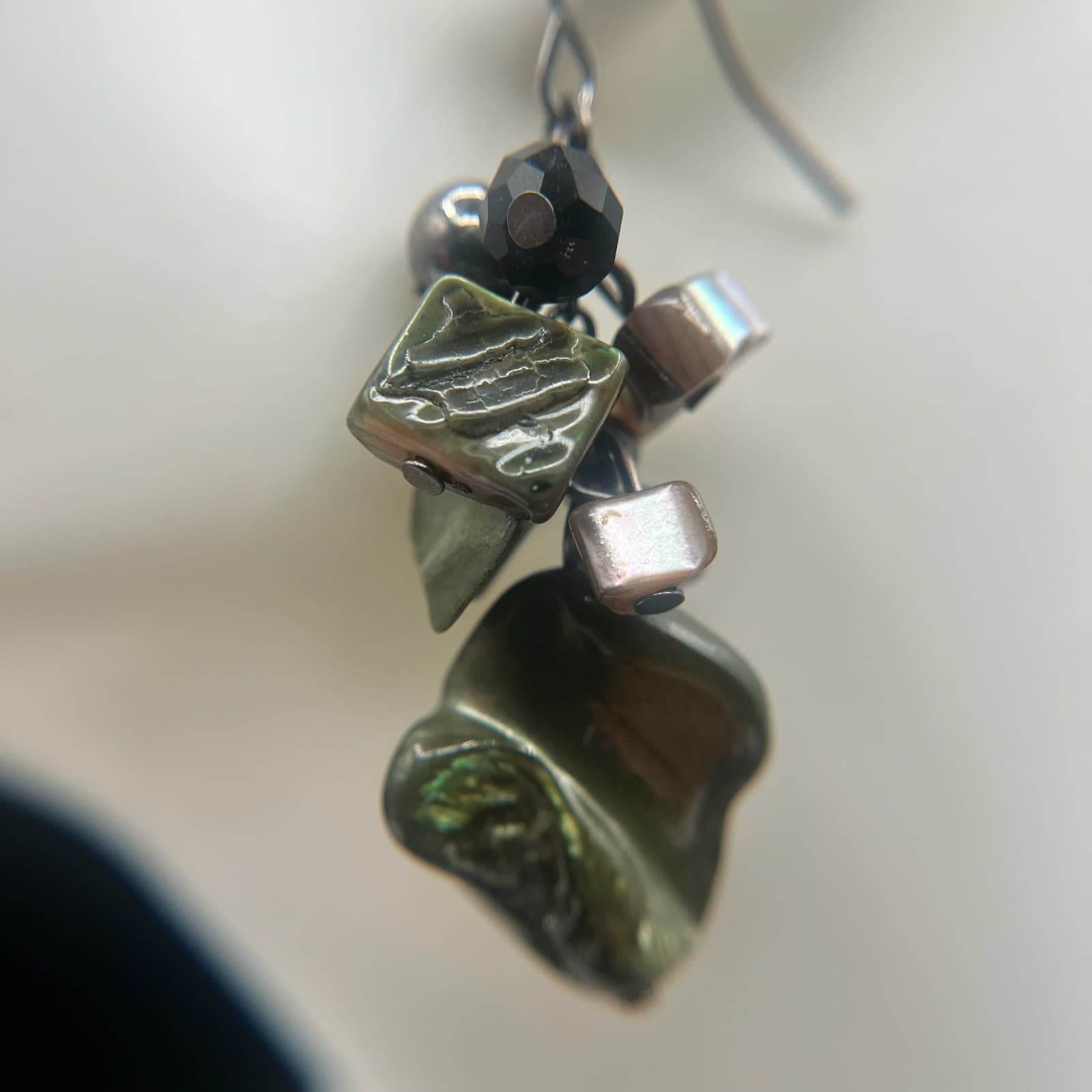 Vintage Dyed Shell Cluster Dangle Earrings Green Iridescent Boho Statement - Thumbnail 5