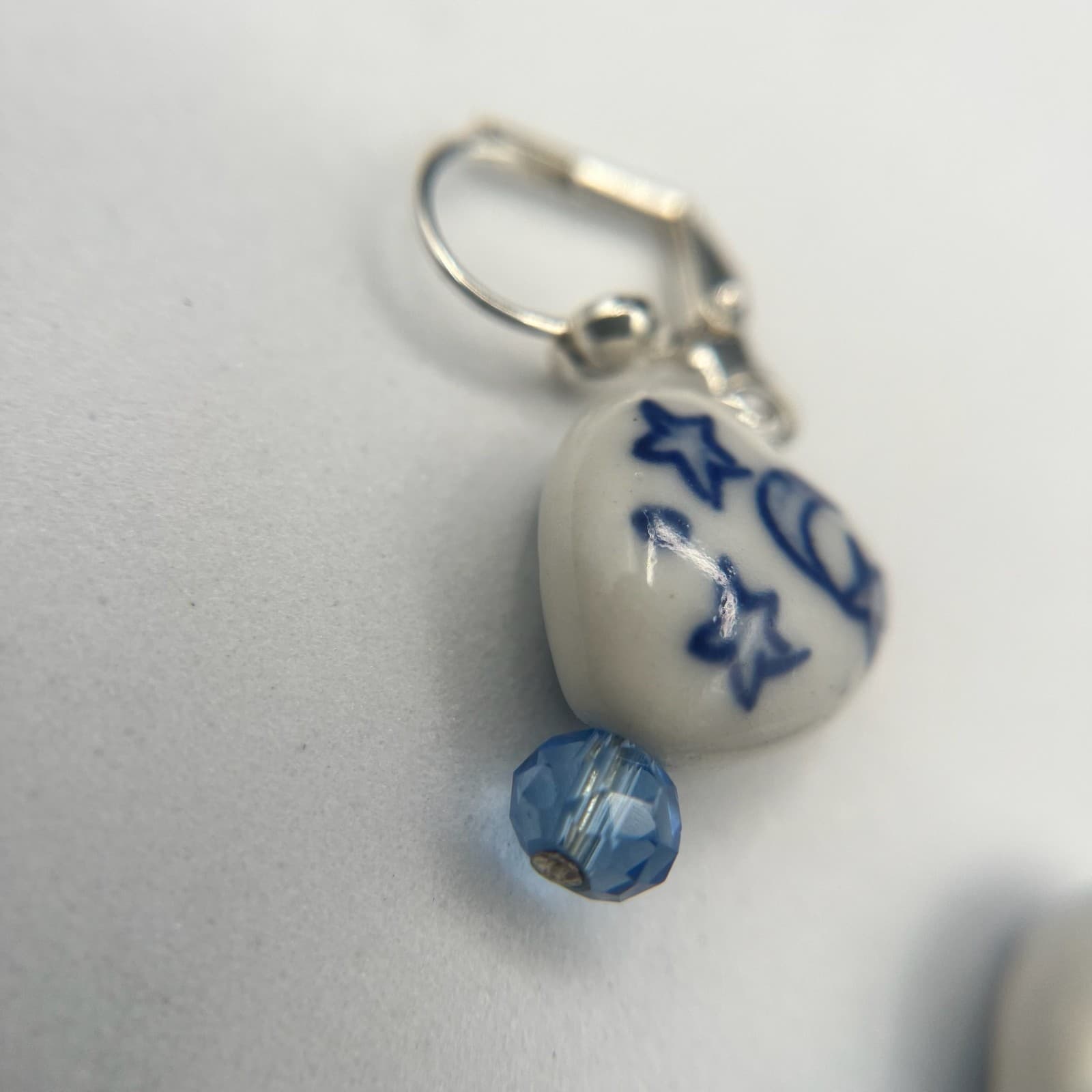 Vintage 90s Dangle Earrings Porcelain Heart Moon Stars Drop Women's Jewelry - Thumbnail 12