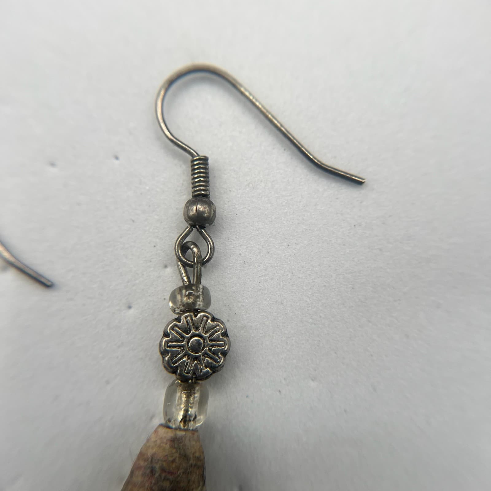 Vintage 90s Silver Tone Dangle Earrings Rolled Paper Beaded Women's Jewelry - Thumbnail 14