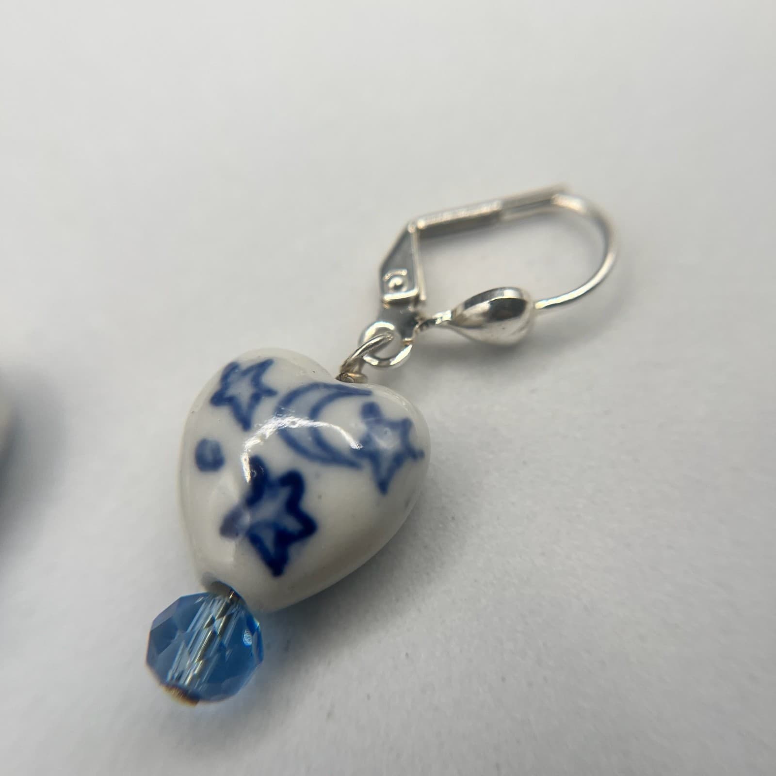 Vintage 90s Dangle Earrings Porcelain Heart Moon Stars Drop Women's Jewelry - Thumbnail 10