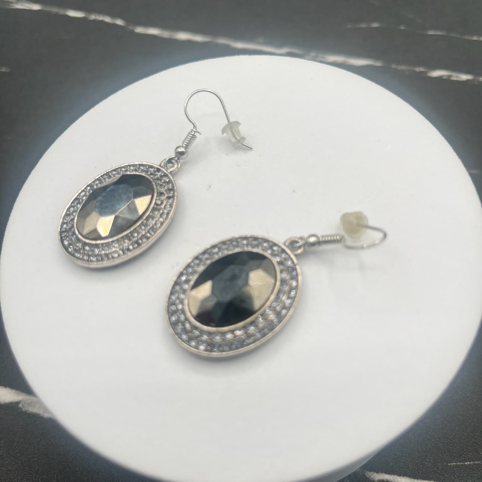 Vintage Y2K Silver Tone Black Oval Rhinestone Dangle Earrings Women's Jewelry - Thumbnail 11