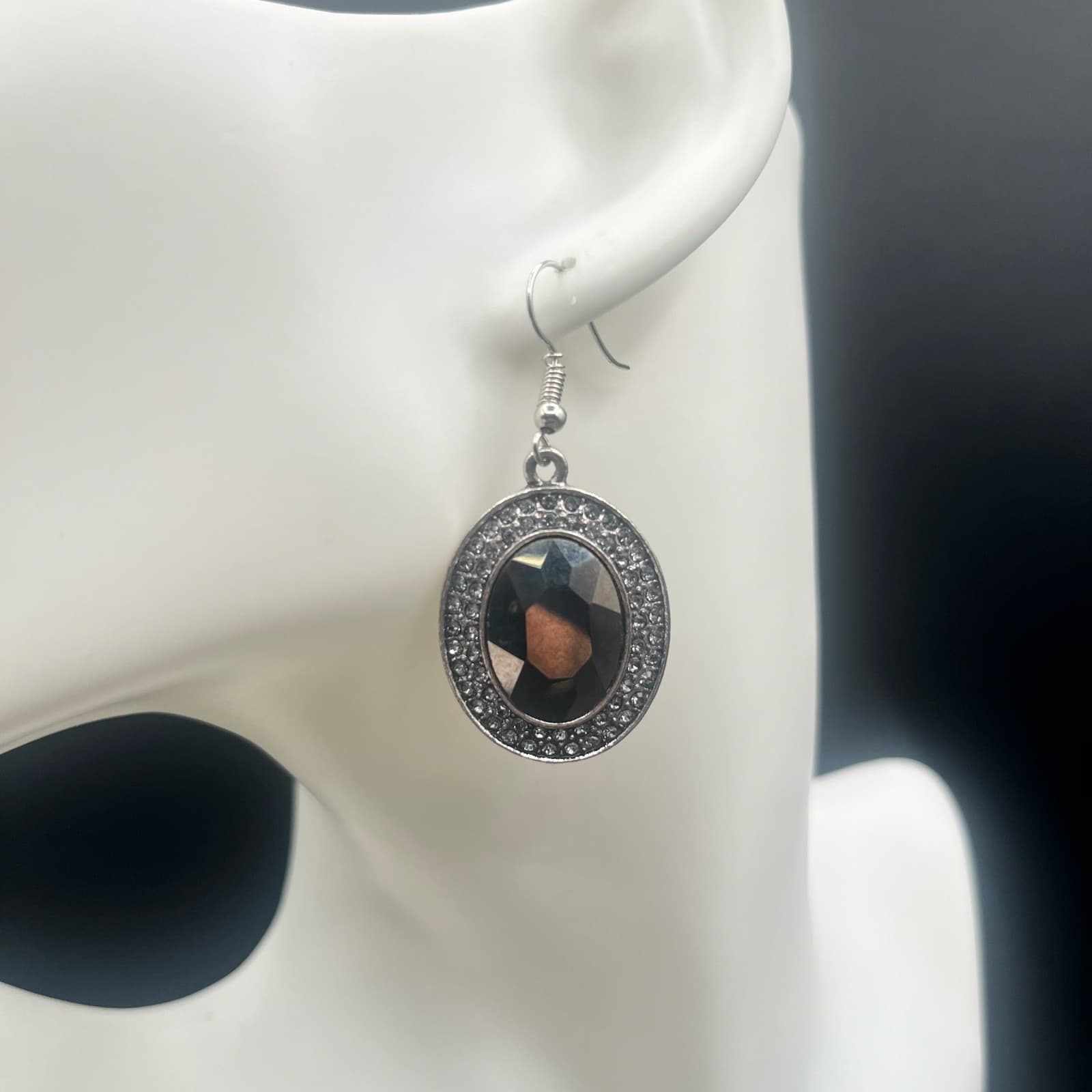 Vintage Y2K Silver Tone Black Oval Rhinestone Dangle Earrings Women's Jewelry - Thumbnail 2