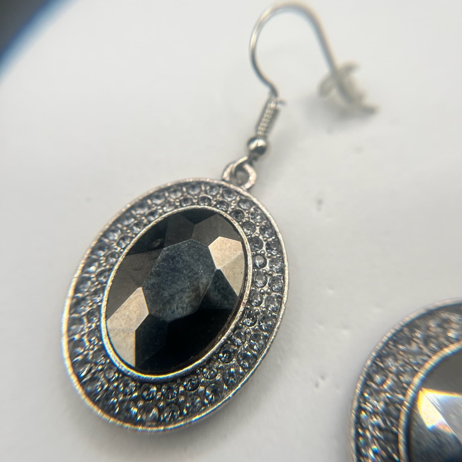 Vintage Y2K Silver Tone Black Oval Rhinestone Dangle Earrings Women's Jewelry - Thumbnail 13