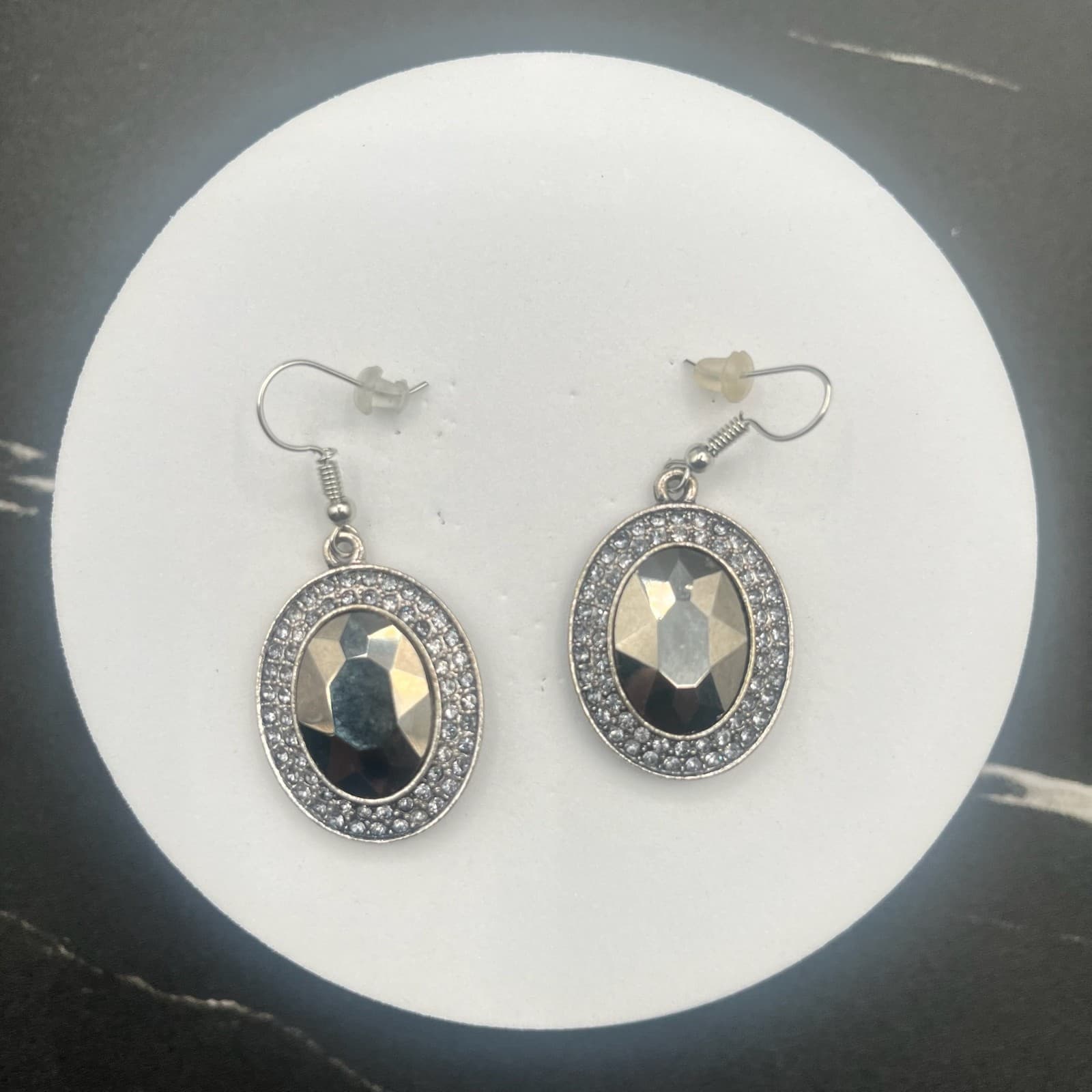 Vintage Y2K Silver Tone Black Oval Rhinestone Dangle Earrings Women's Jewelry - Thumbnail 9
