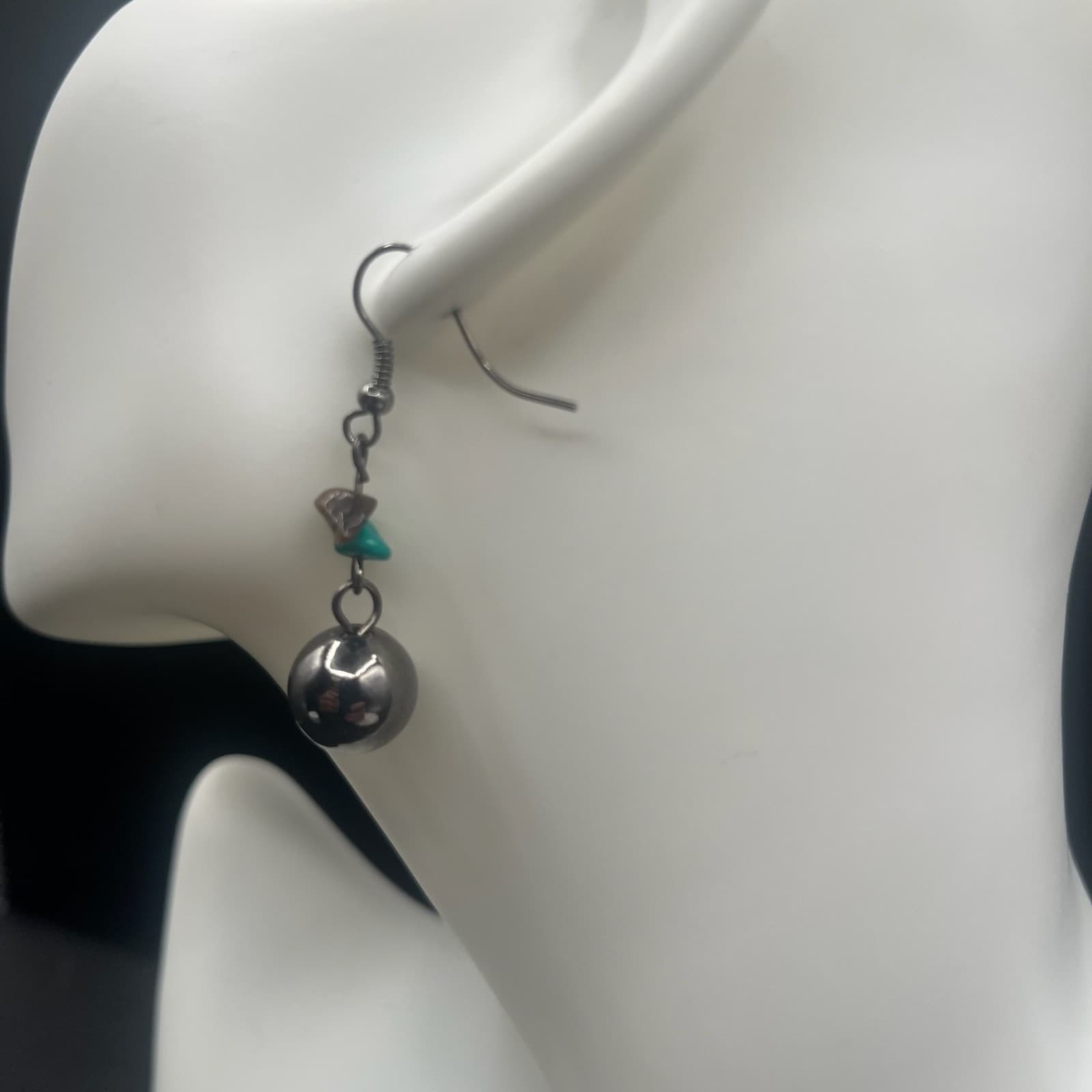 Vintage Tiger’s Eye & Dyed Quartz Dangle Earrings Silver Ball Boho Artisan - Thumbnail 3